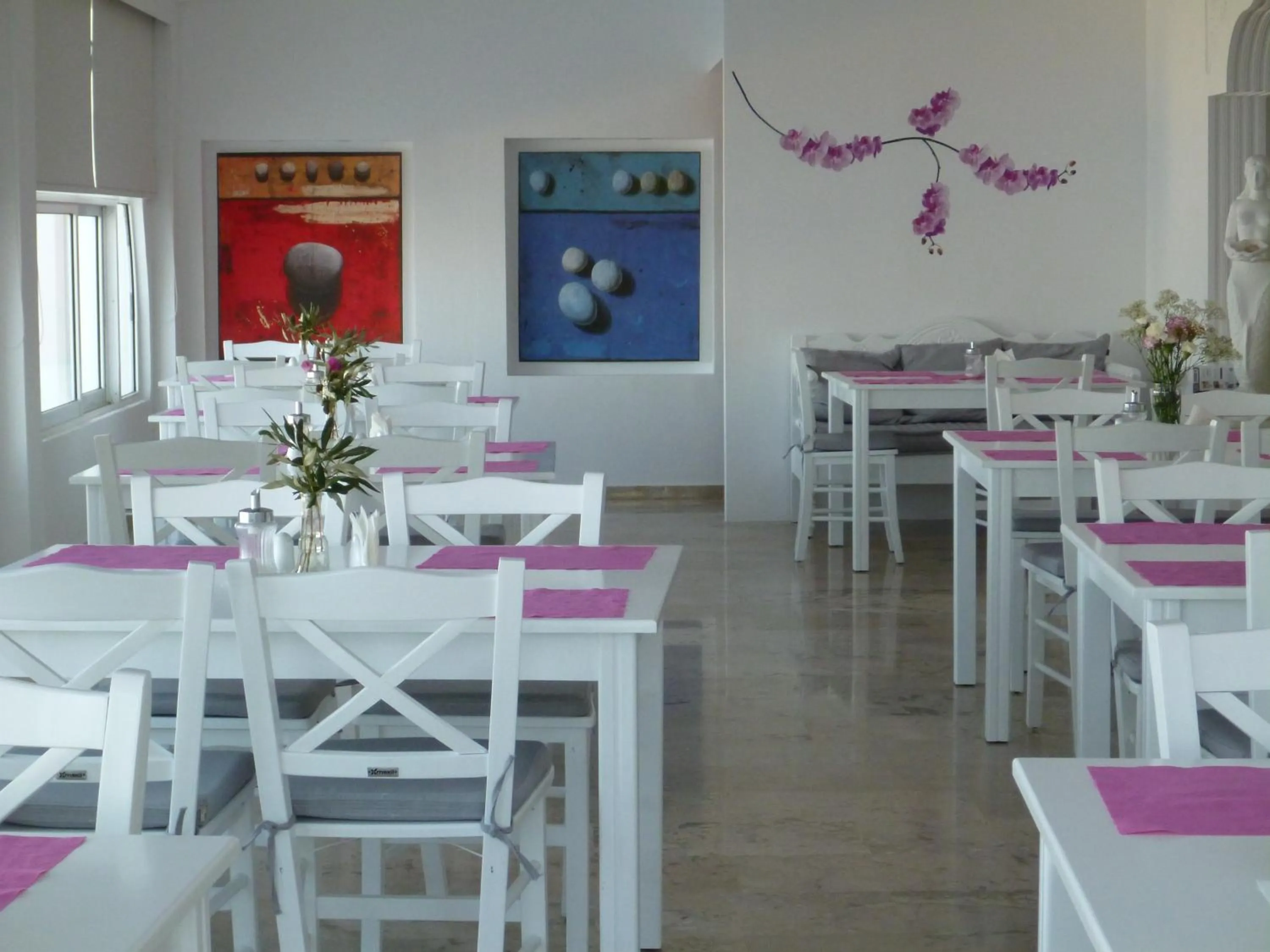 Restaurant/places to eat in Hotel Gorgona