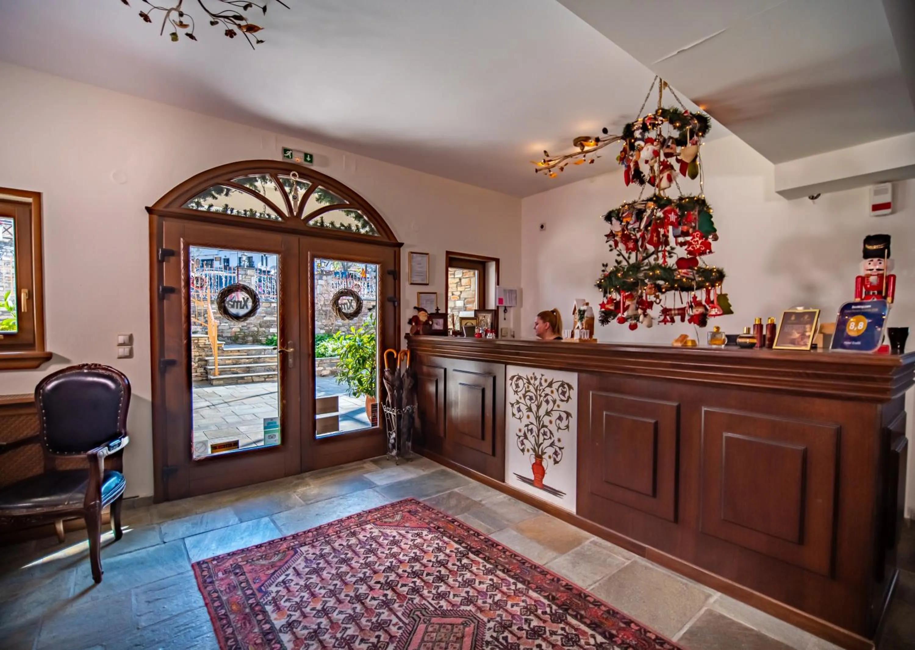 Erofili Hotel & Suites