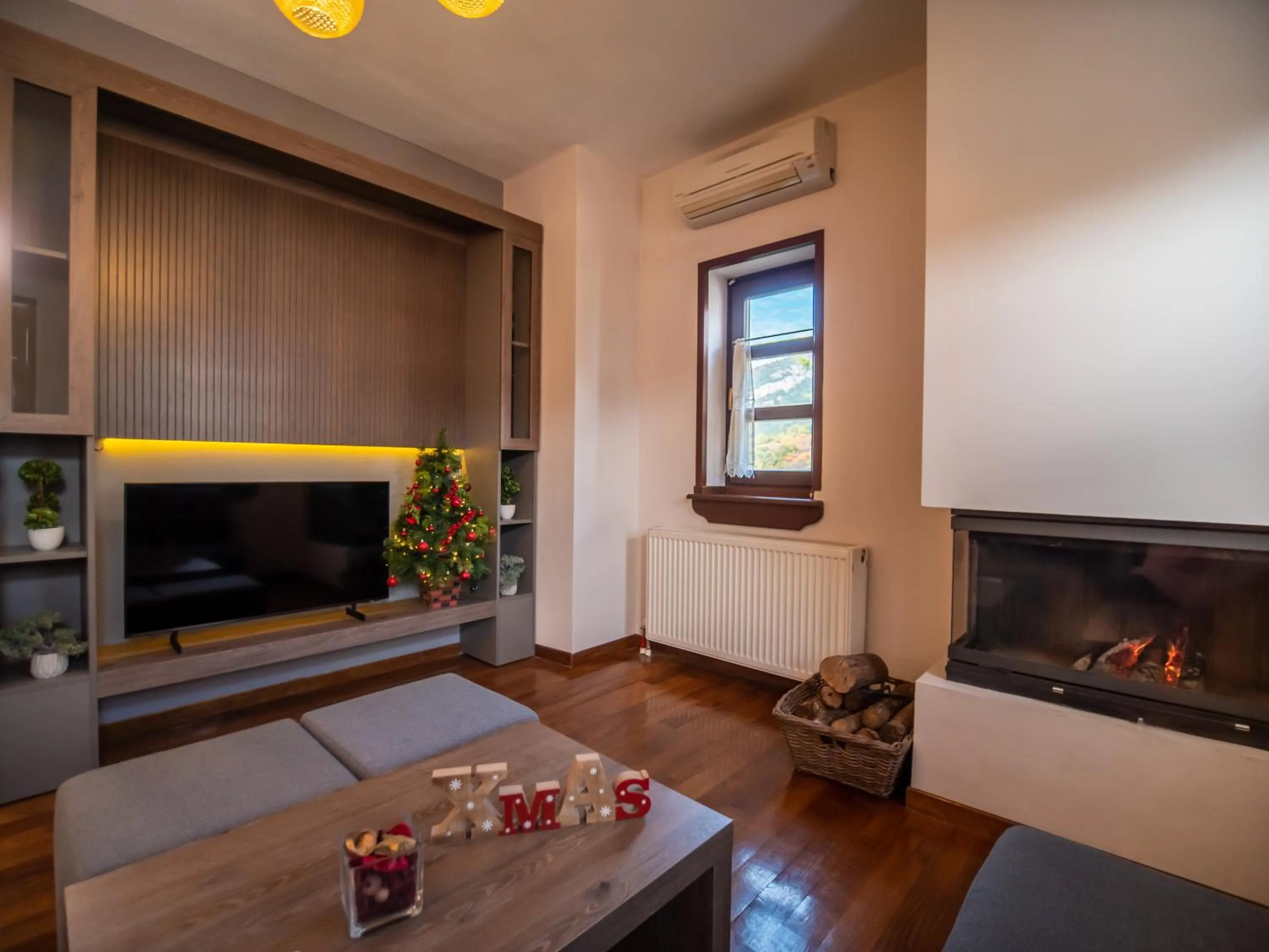 Erofili Hotel & Suites