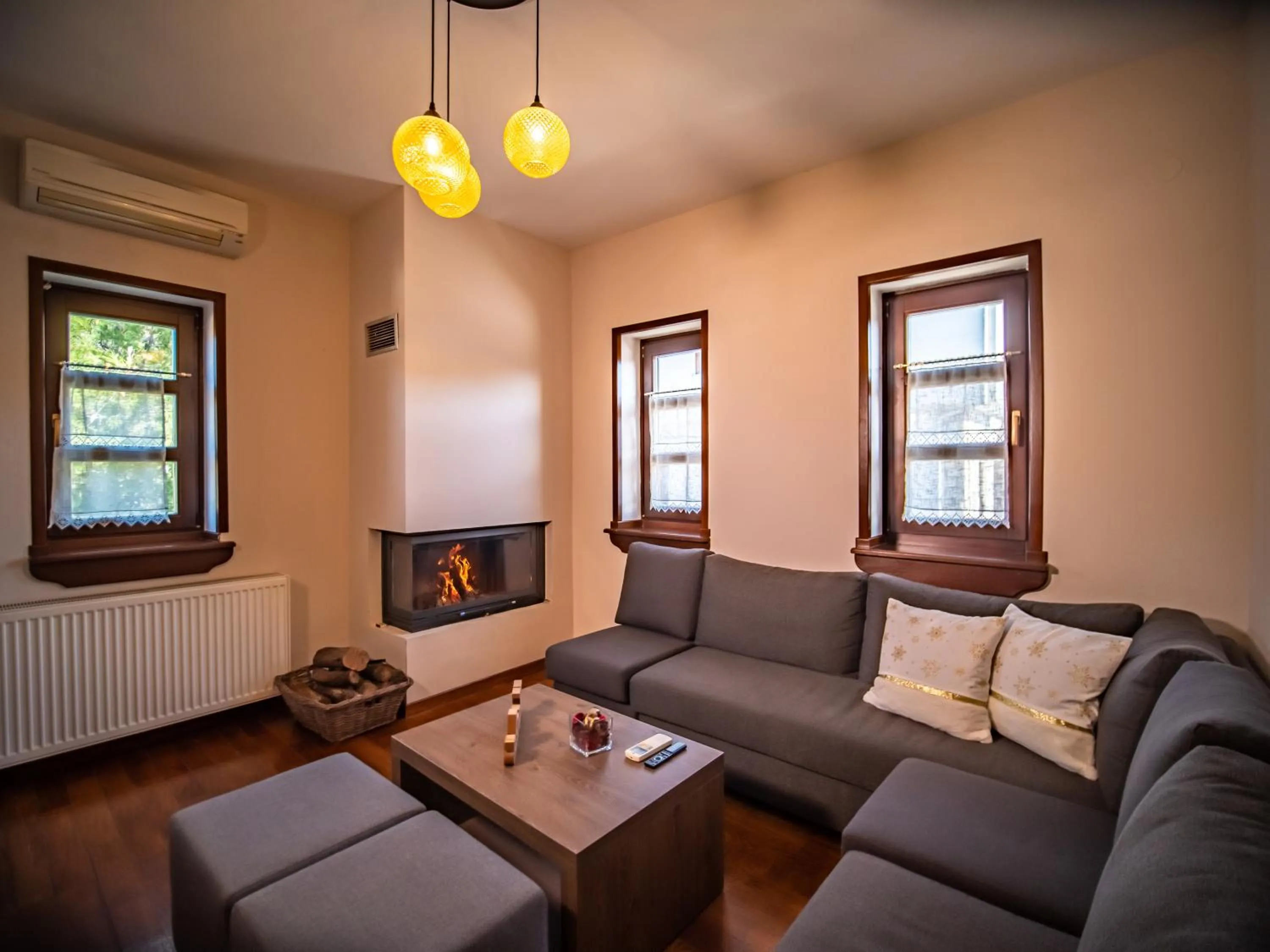 Erofili Hotel & Suites