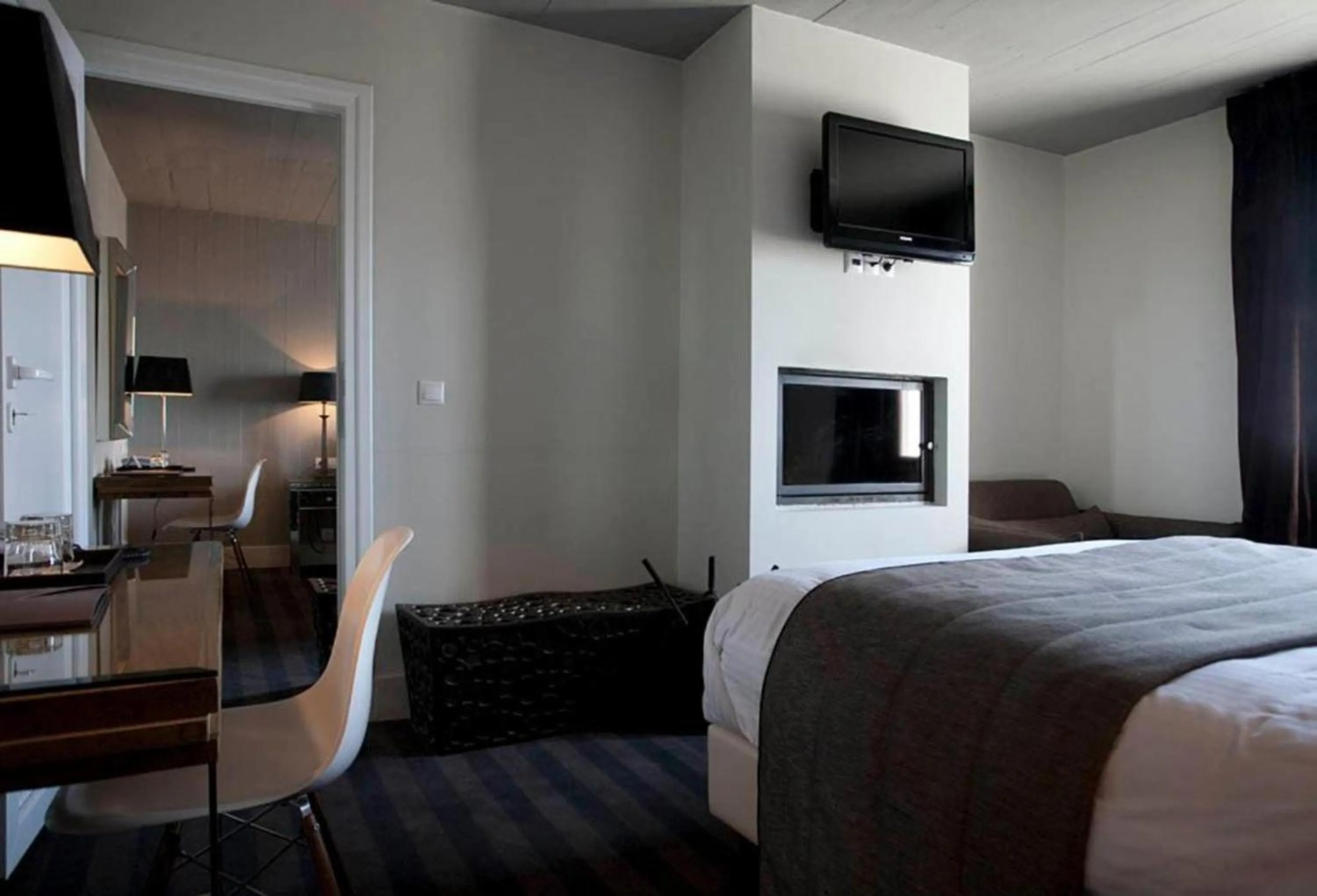 Location, Bed in Despotiko