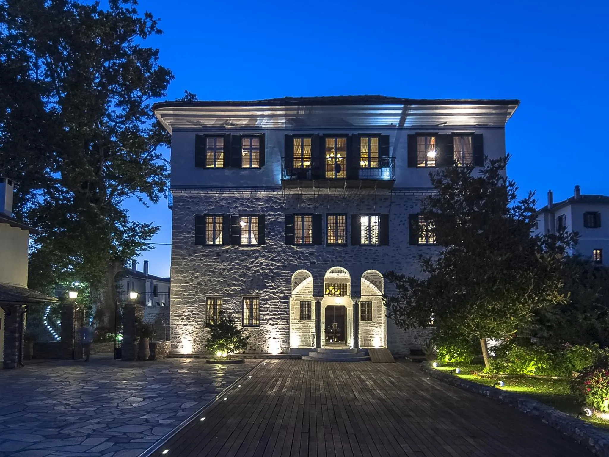 Property building in Despotiko