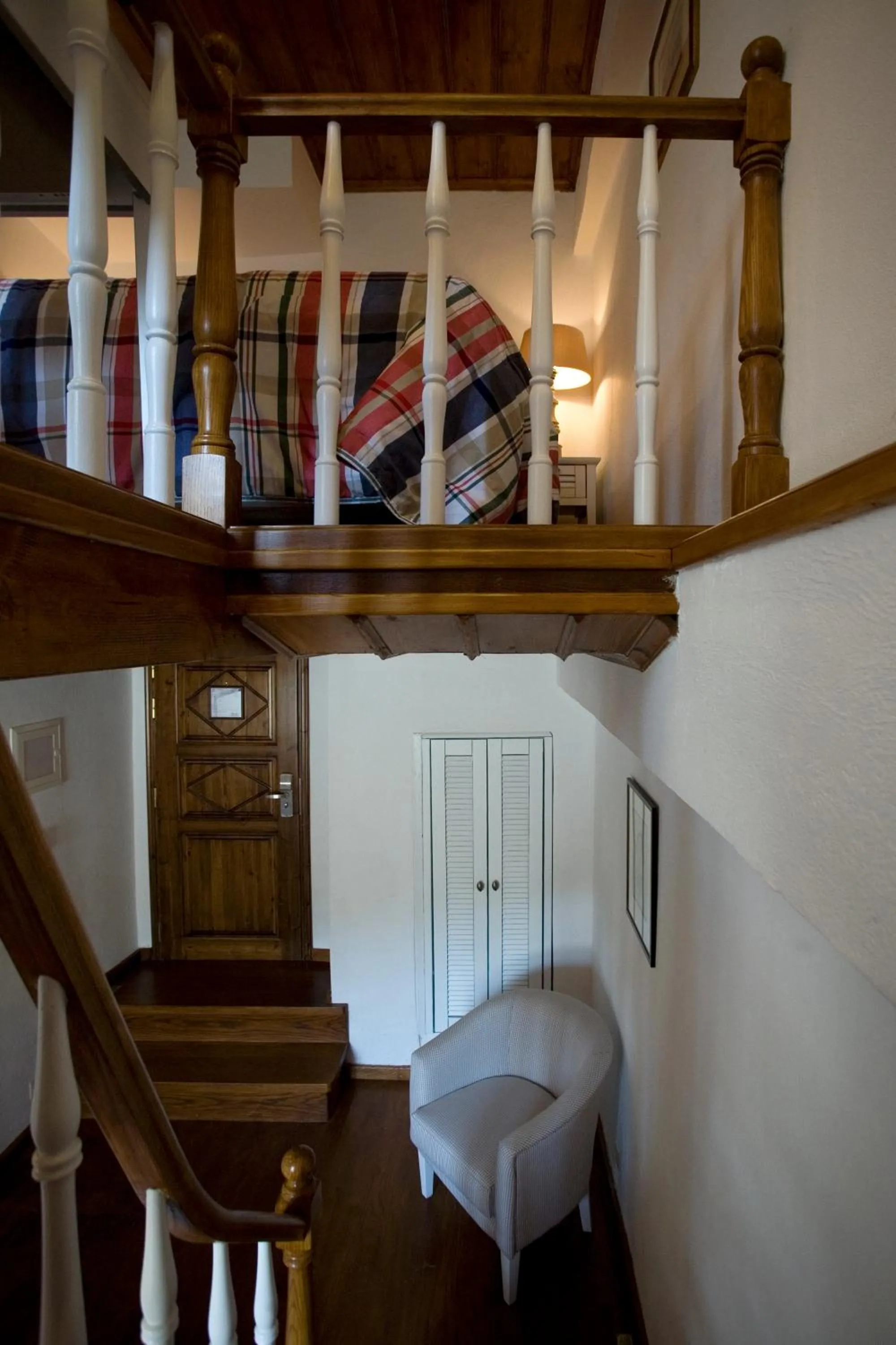 Photo of the whole room, Bed in Despotiko