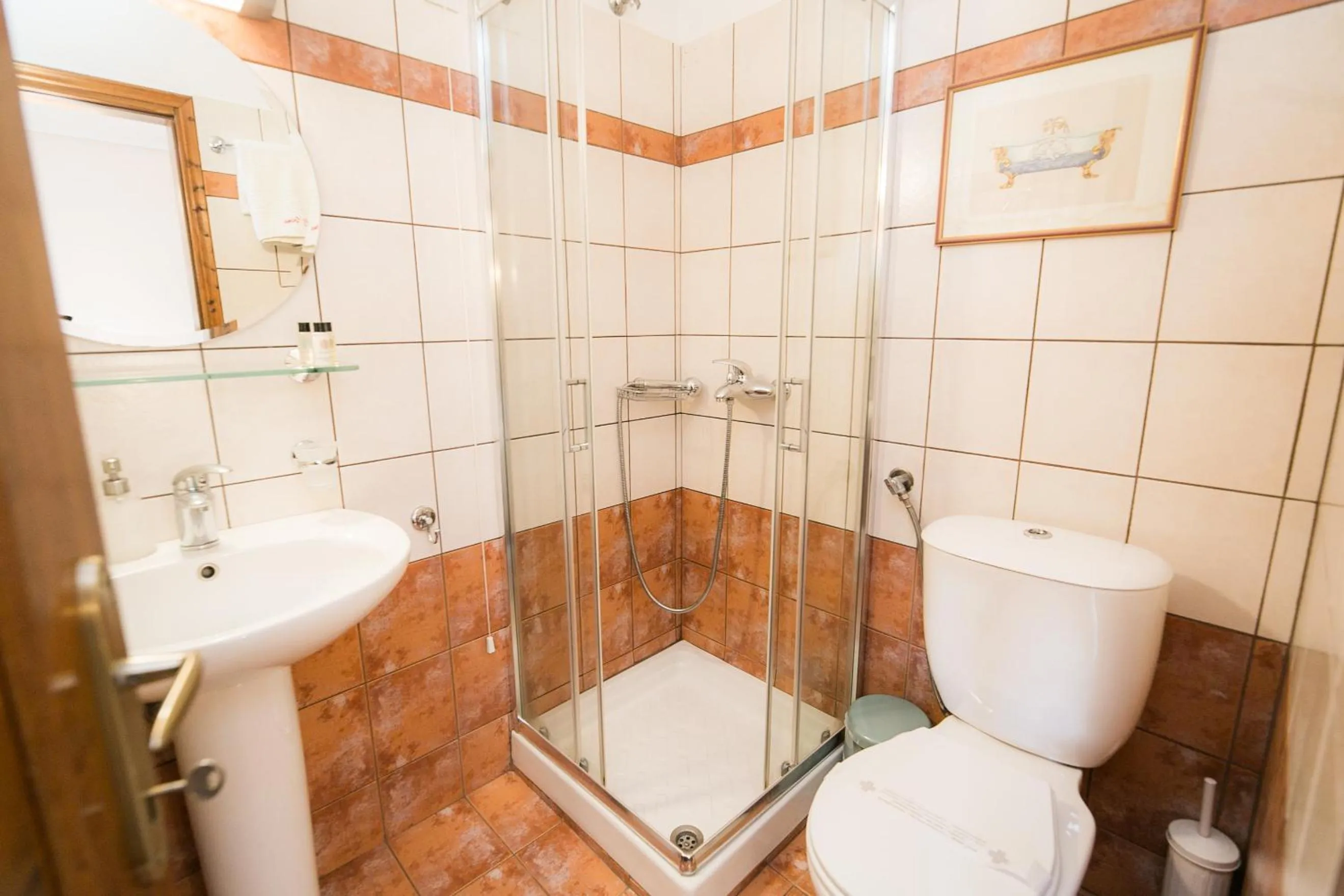 Shower in Gastronomy Hotel Kritsa