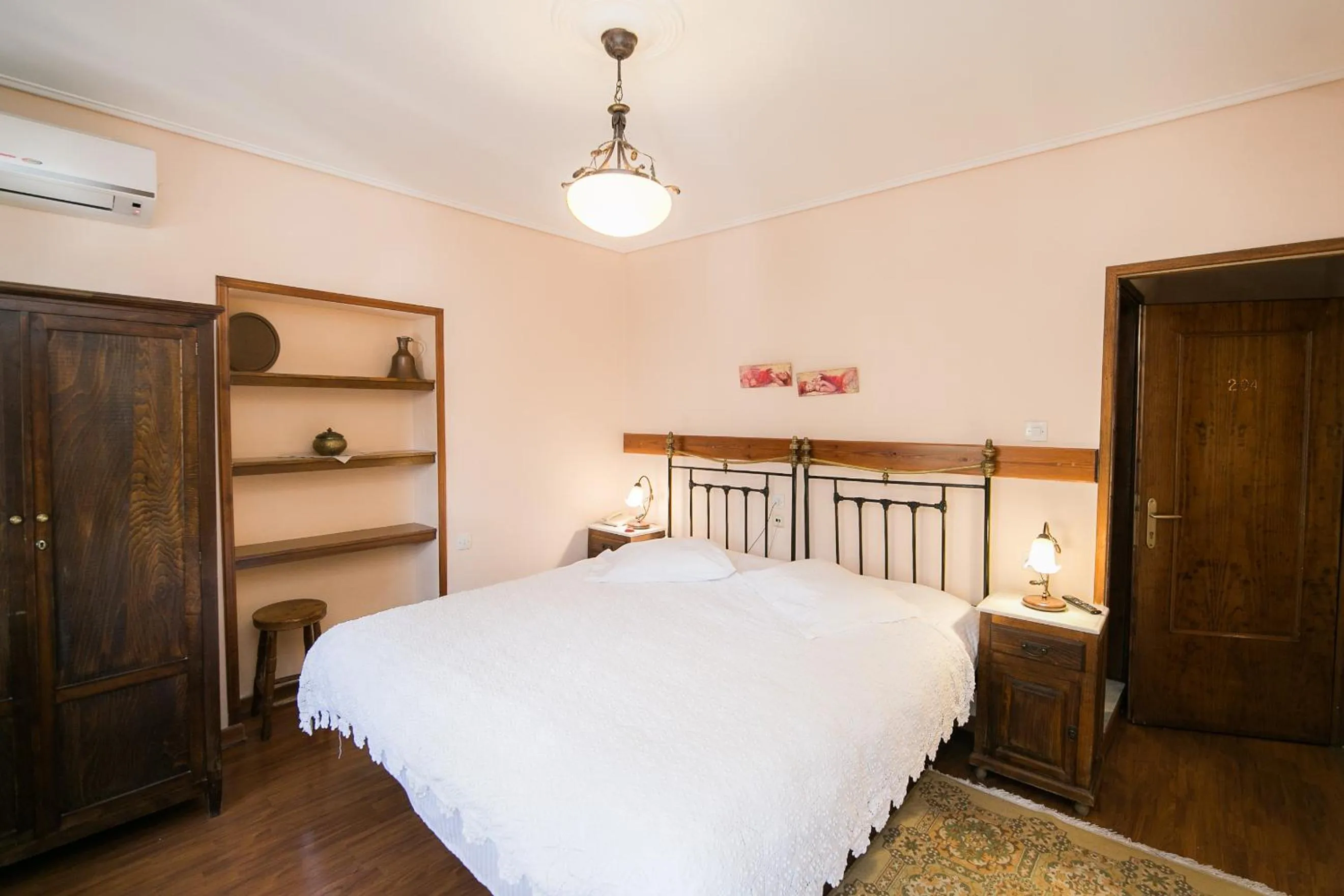 Bed in Gastronomy Hotel Kritsa