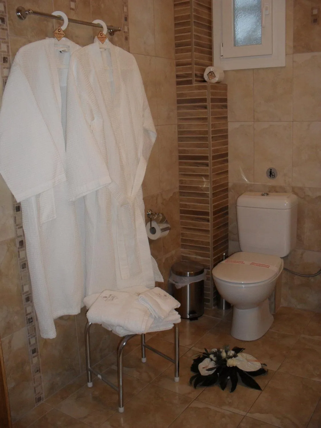 Bathroom in Kyknos De Luxe Suites & Rooms