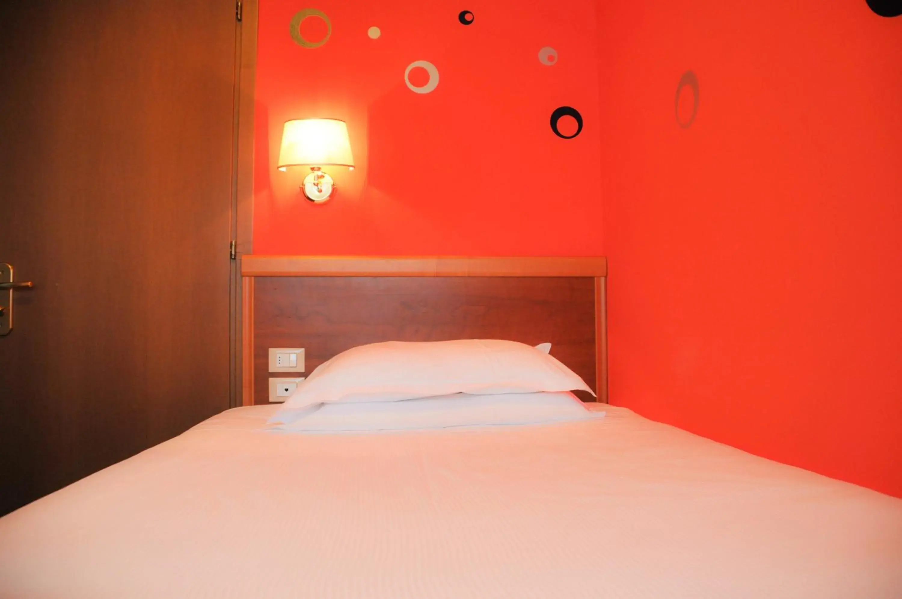 Single Room in Hotel Marco Effe Single Room in Hotel Marco Effe