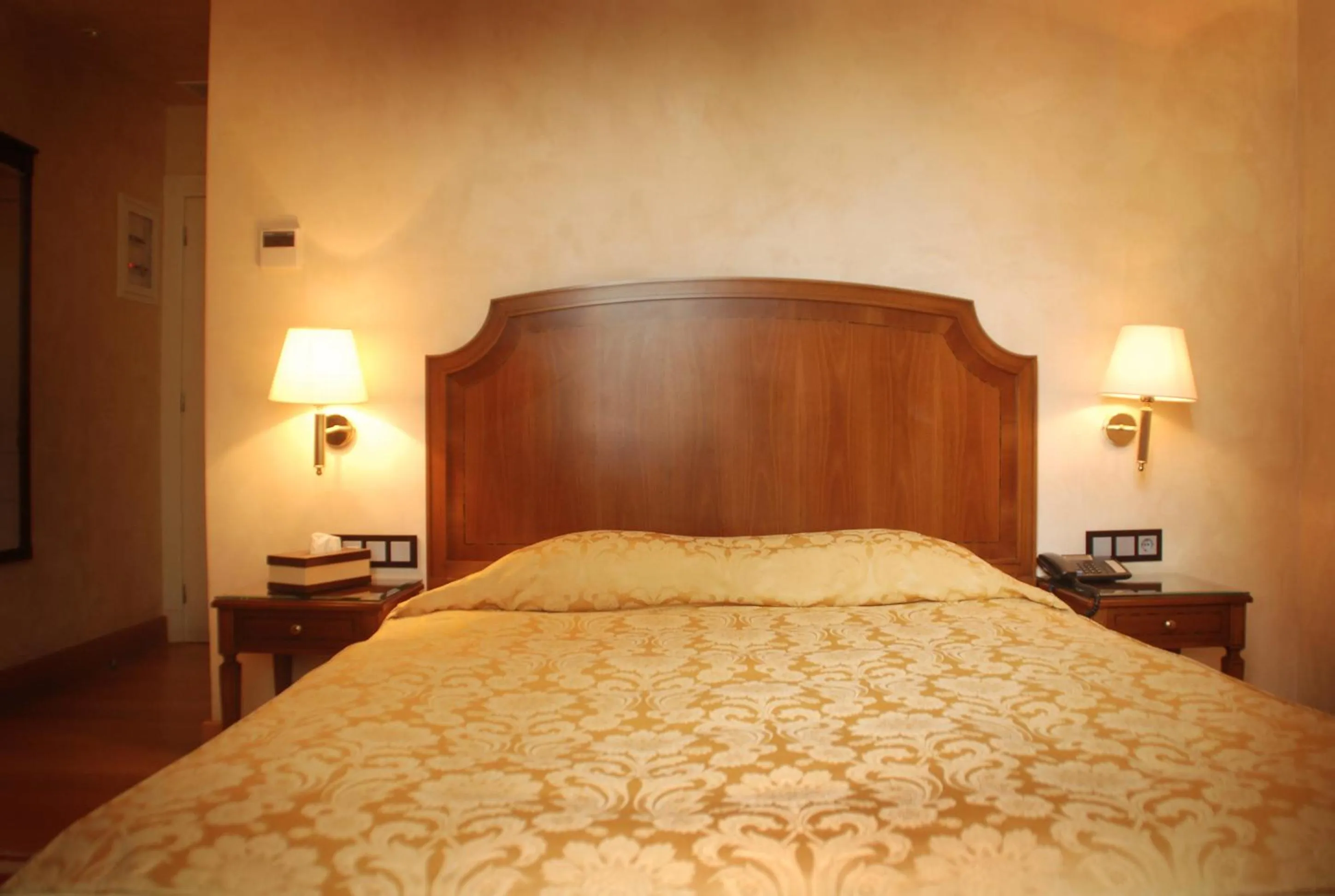 Bed in Siora Vittoria Boutique Hotel