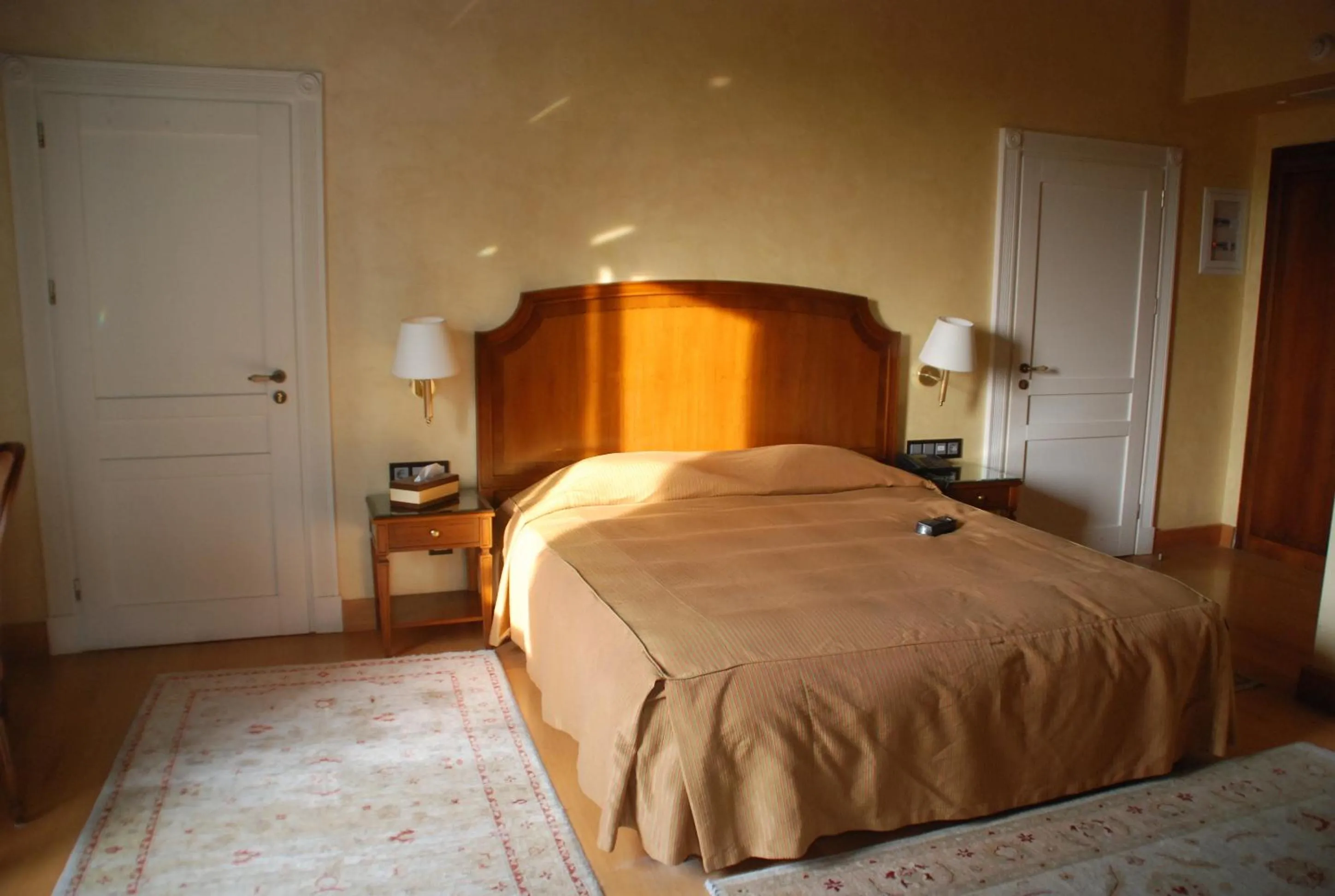 Bed in Siora Vittoria Boutique Hotel