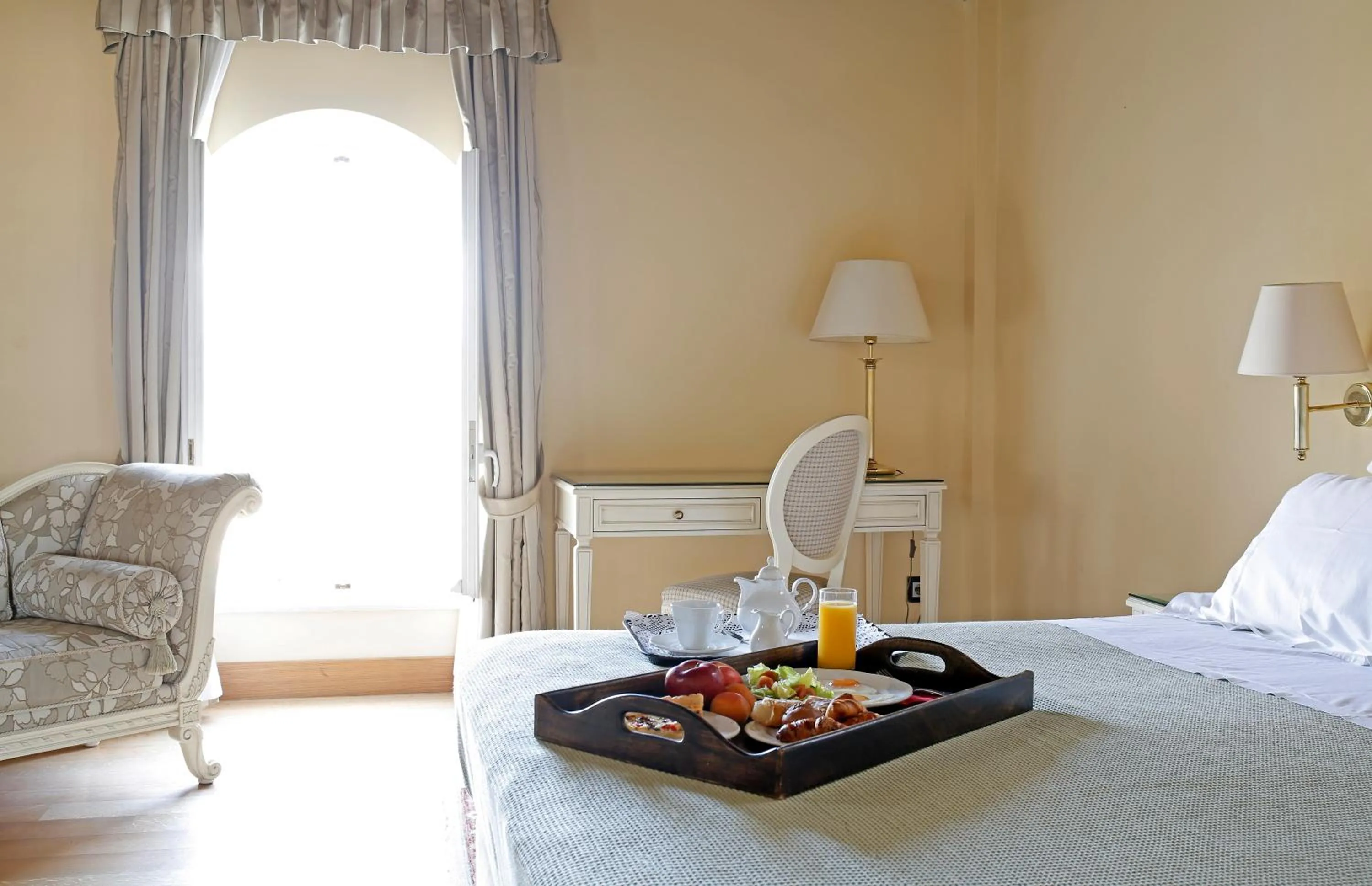 Bed in Siora Vittoria Boutique Hotel