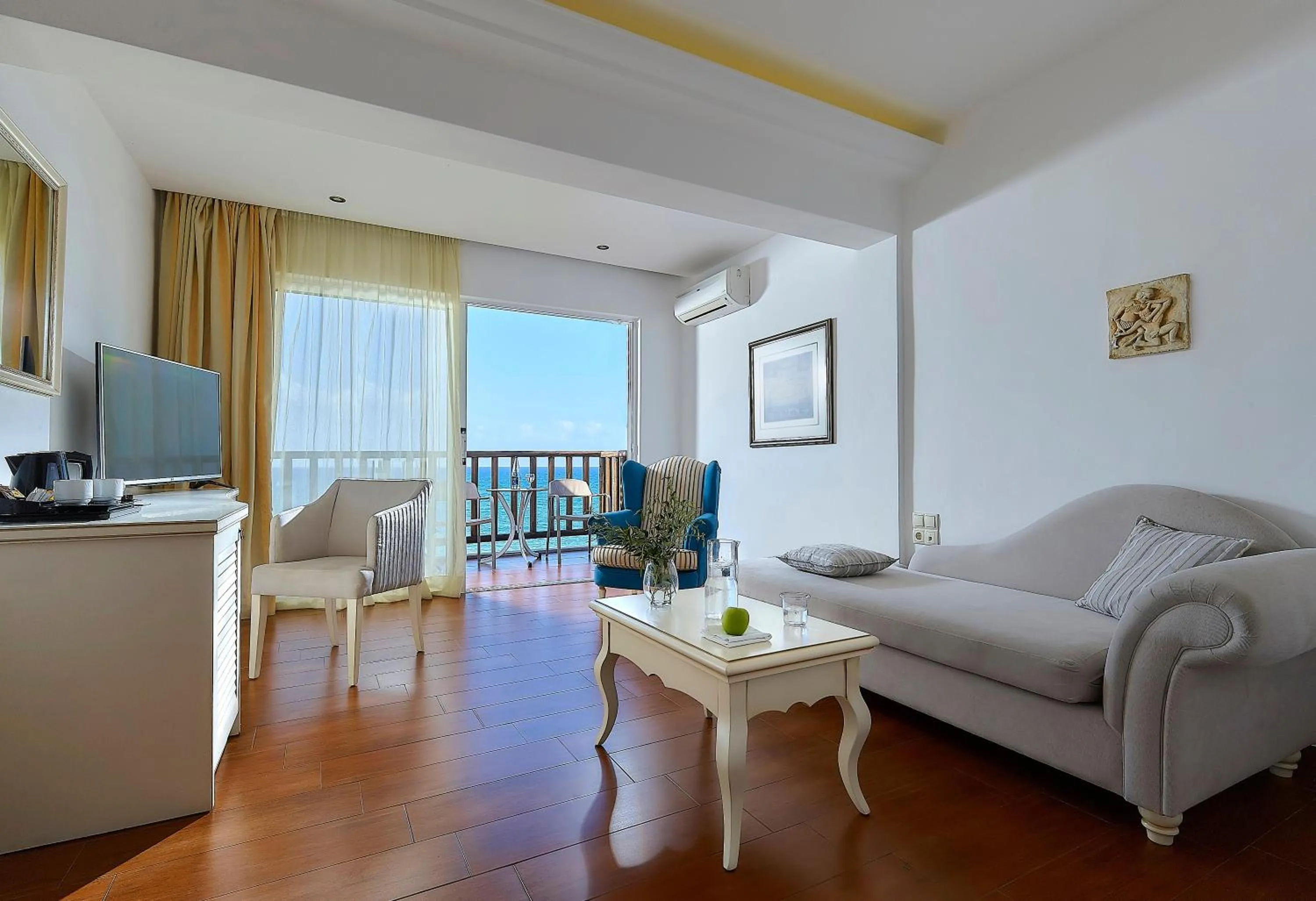 Photo of the whole room in Alexander Beach Hotel & Village Resort