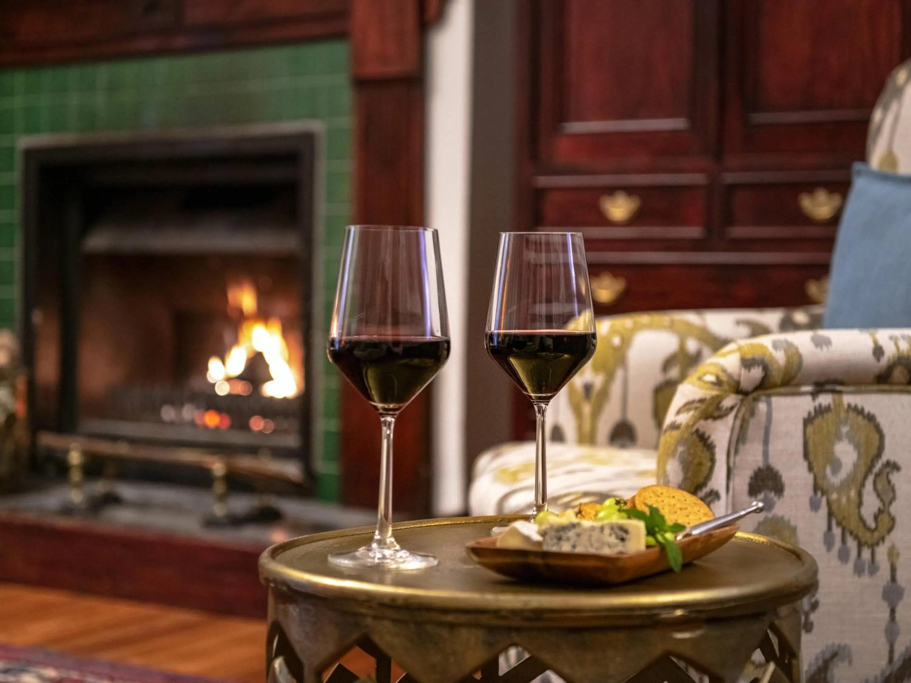 Lounge or bar in Founders Lodge by Mantis