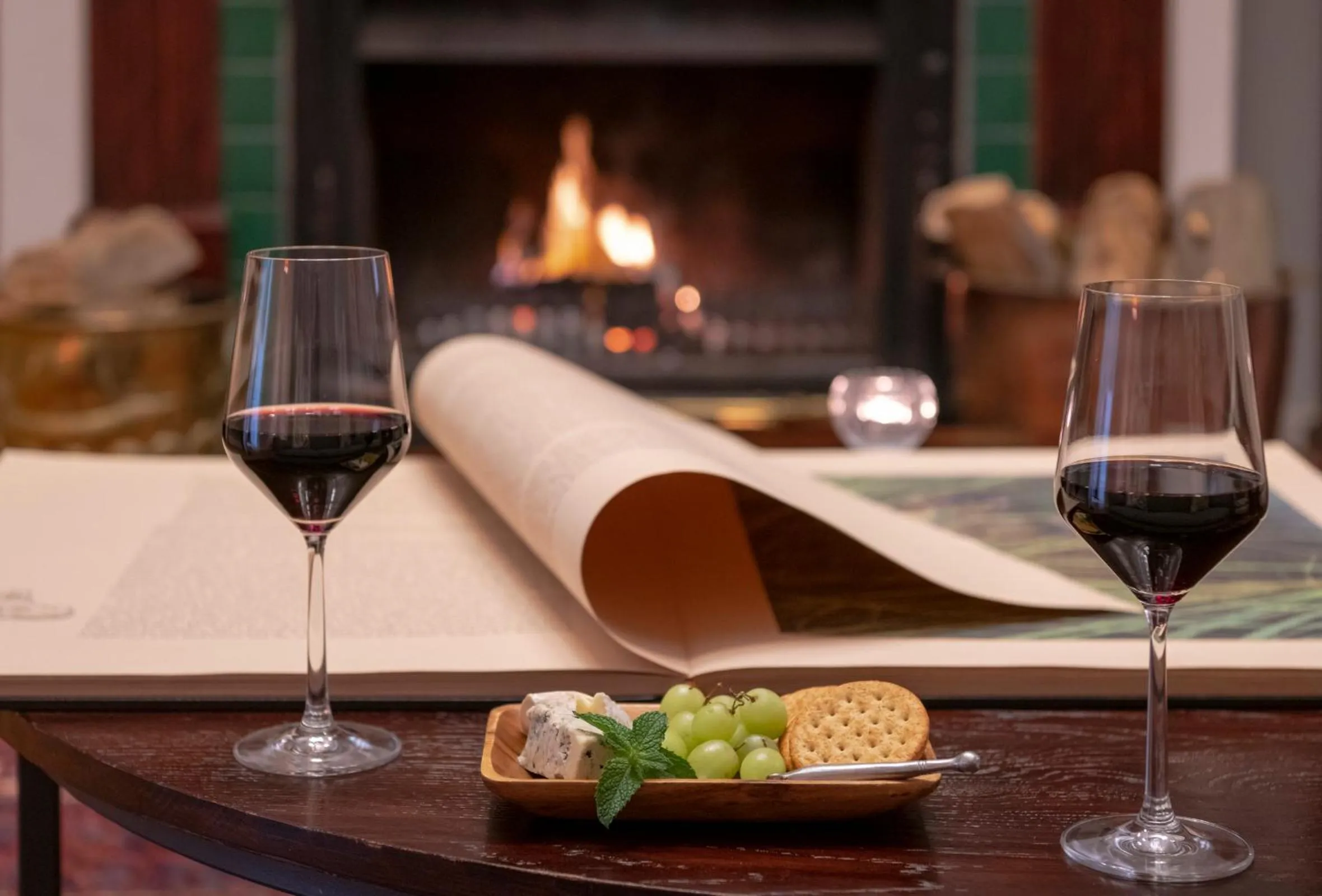 Drinks in Founders Lodge by Mantis