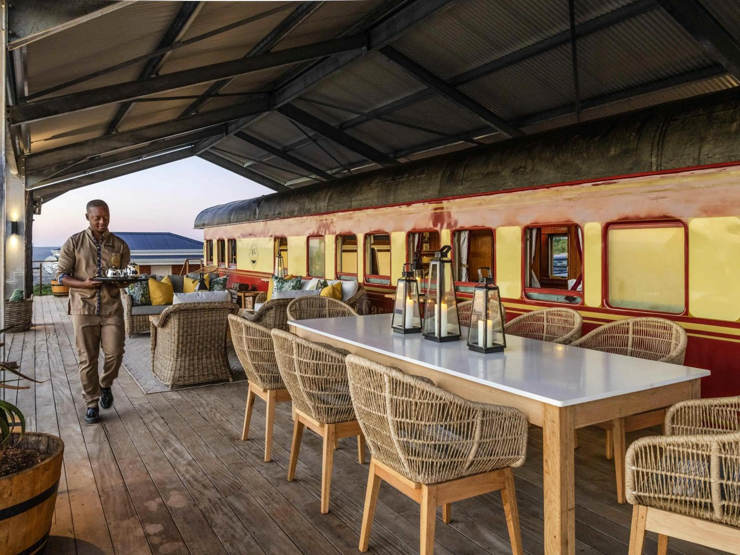 Bedroom in Founders Lodge by Mantis