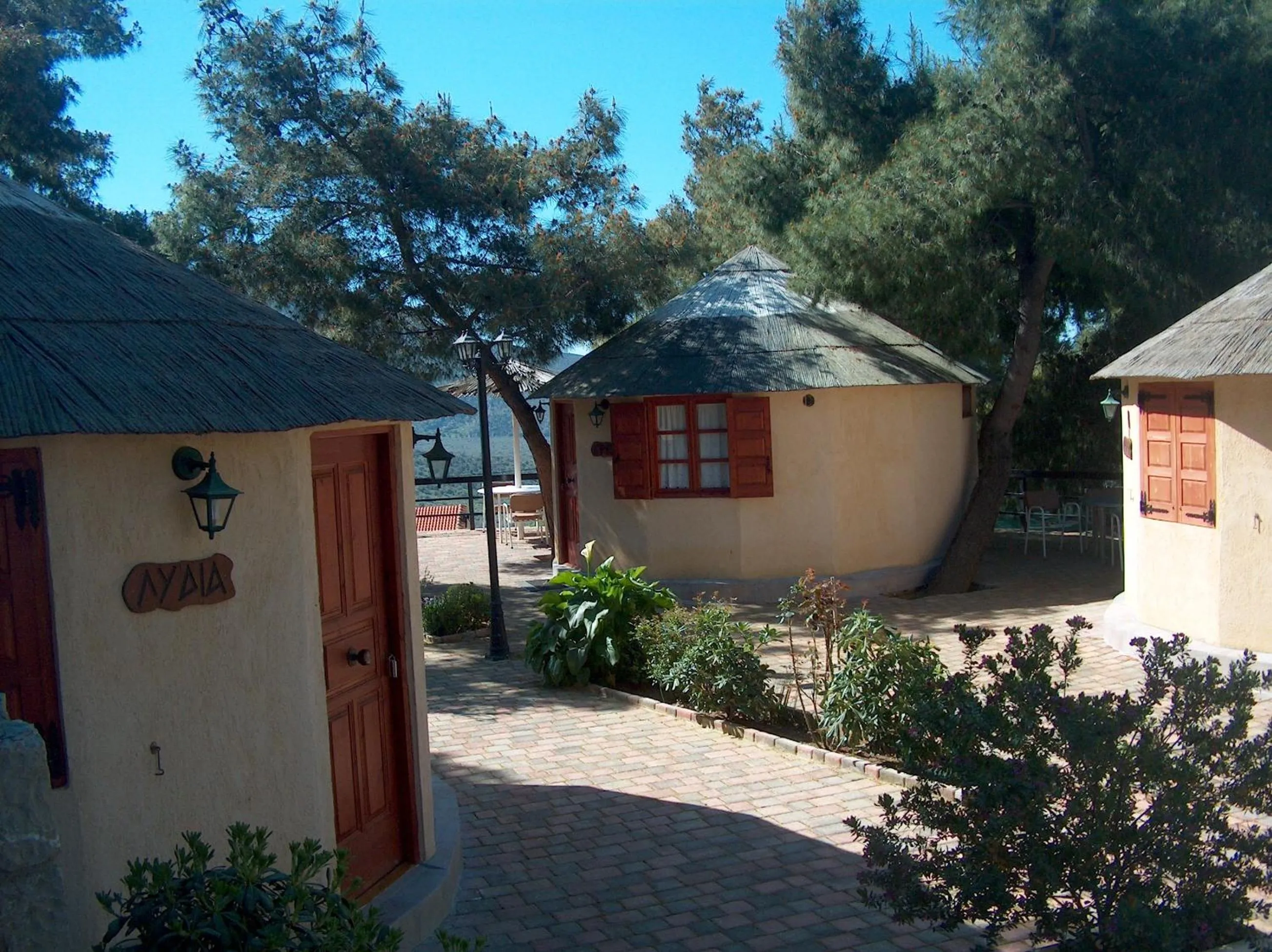 Facade/entrance in Chrissa Camping Rooms & Bungalows