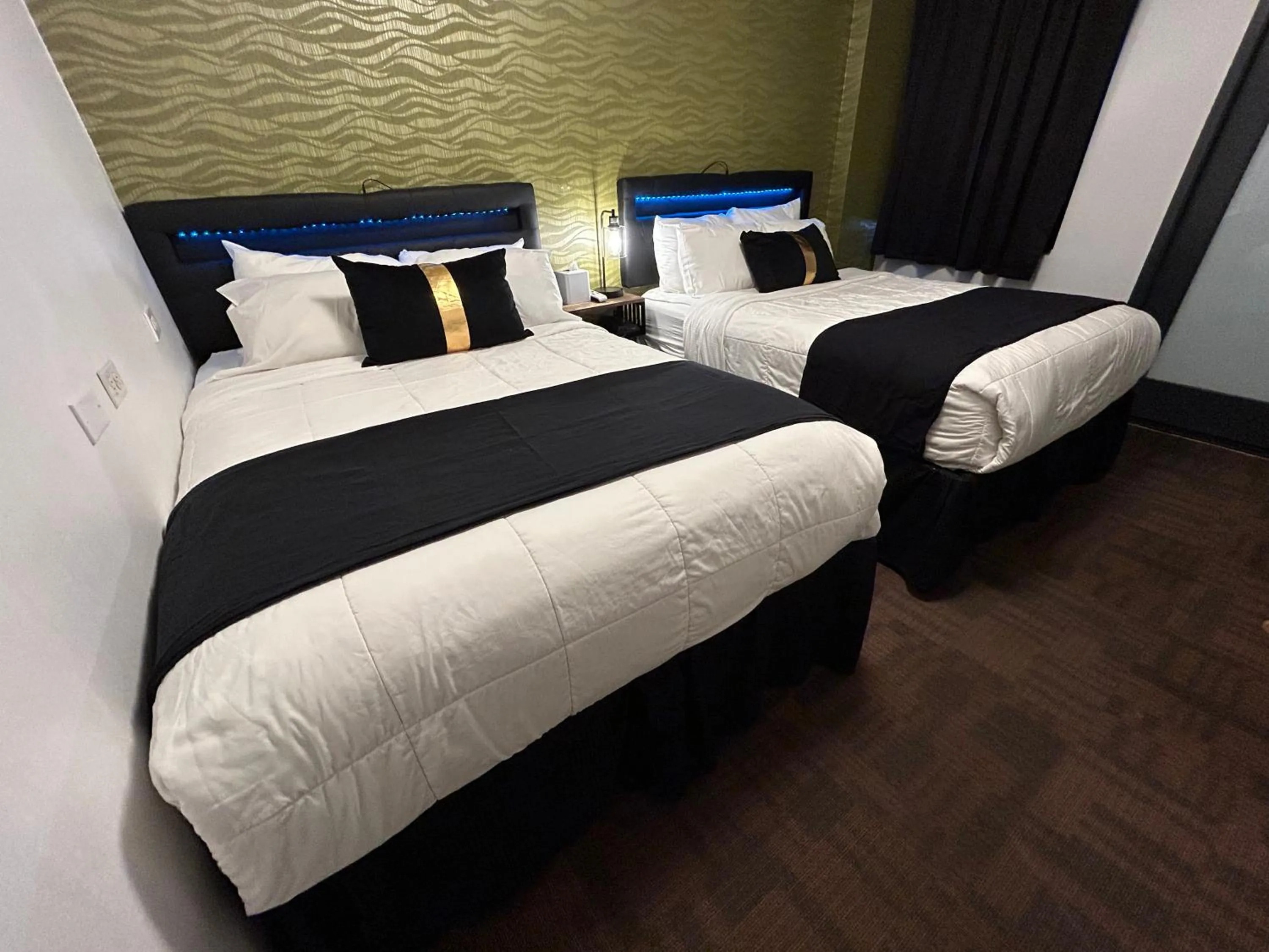 Bedroom, Bed in Hotel Richland LES