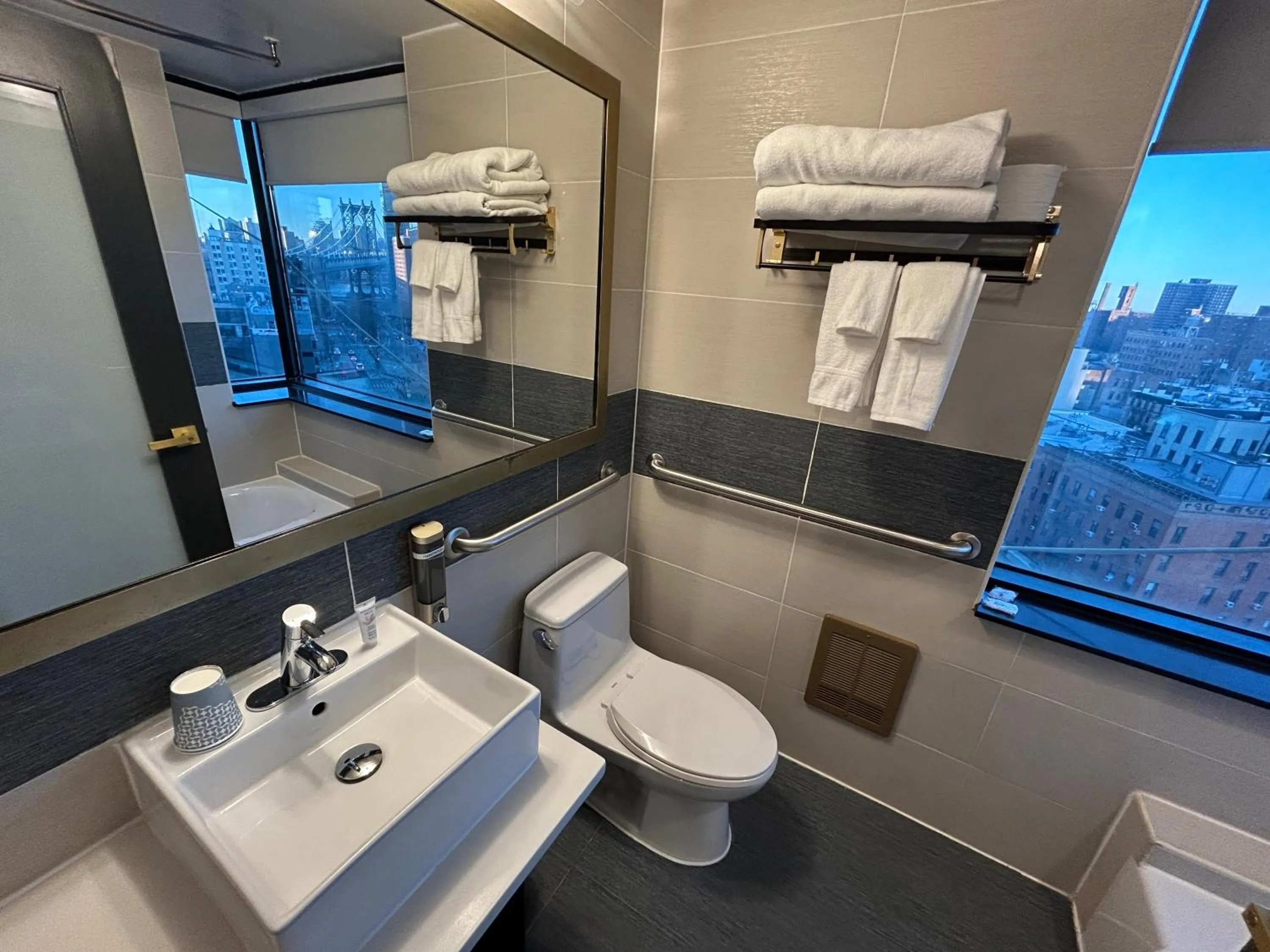 Bathroom in Hotel Richland LES