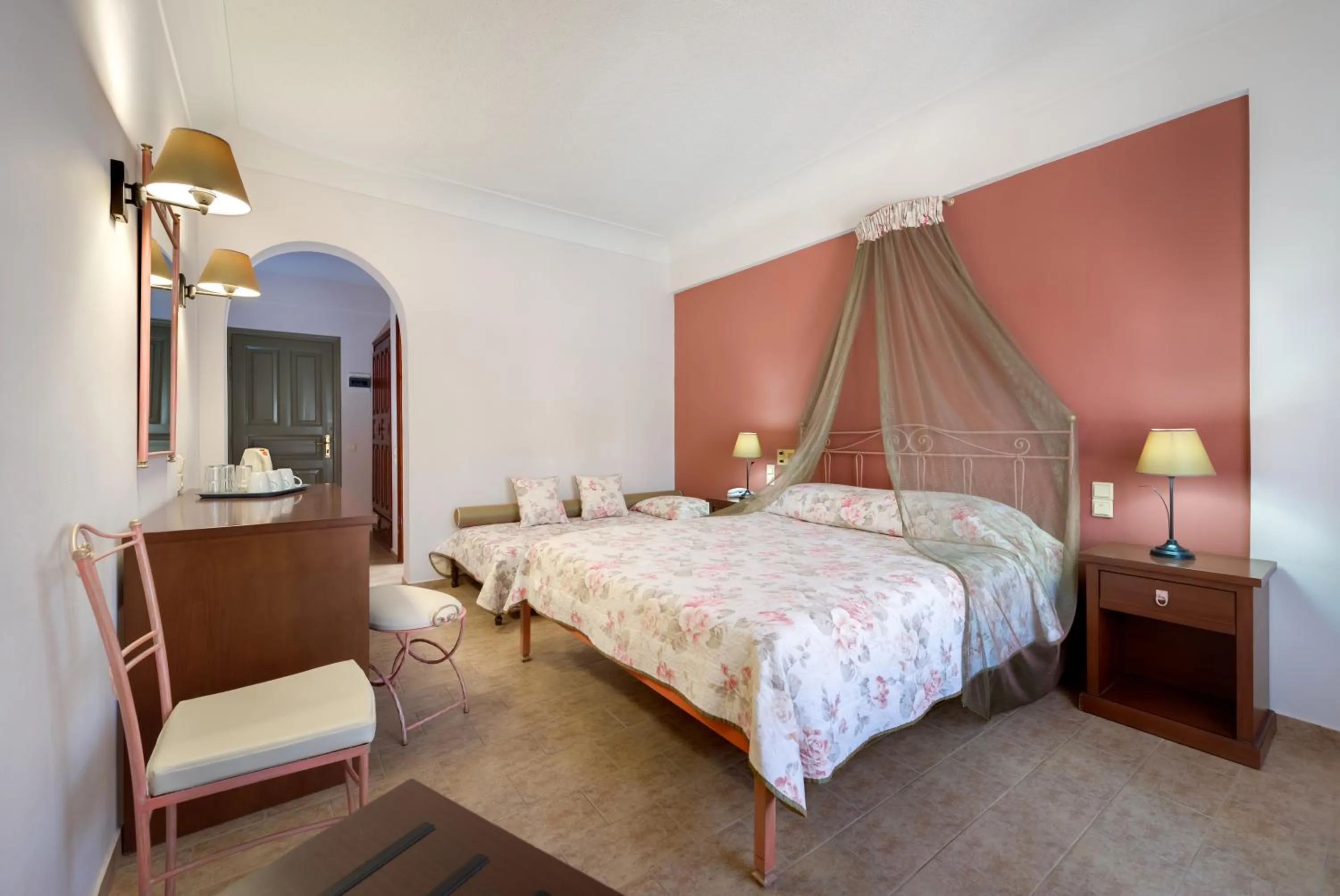 Bedroom, Bed in Zephyros Hotel