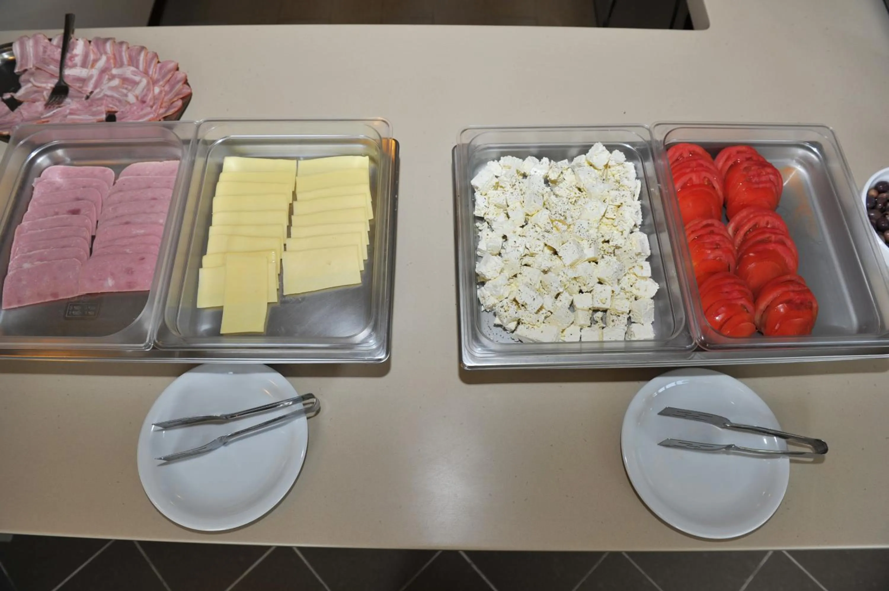 Food in Zephyros Hotel