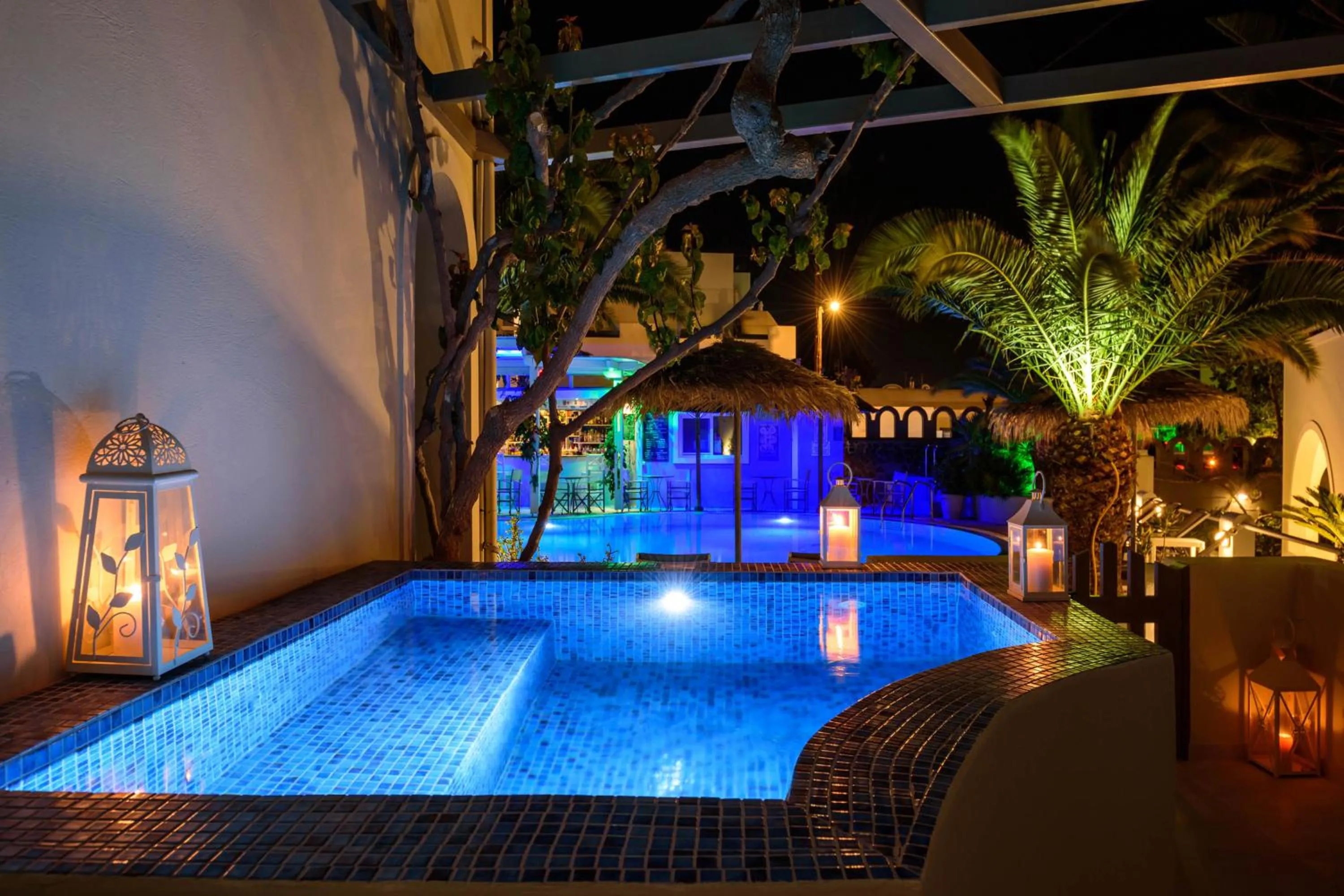 Hot Tub in Zephyros Hotel