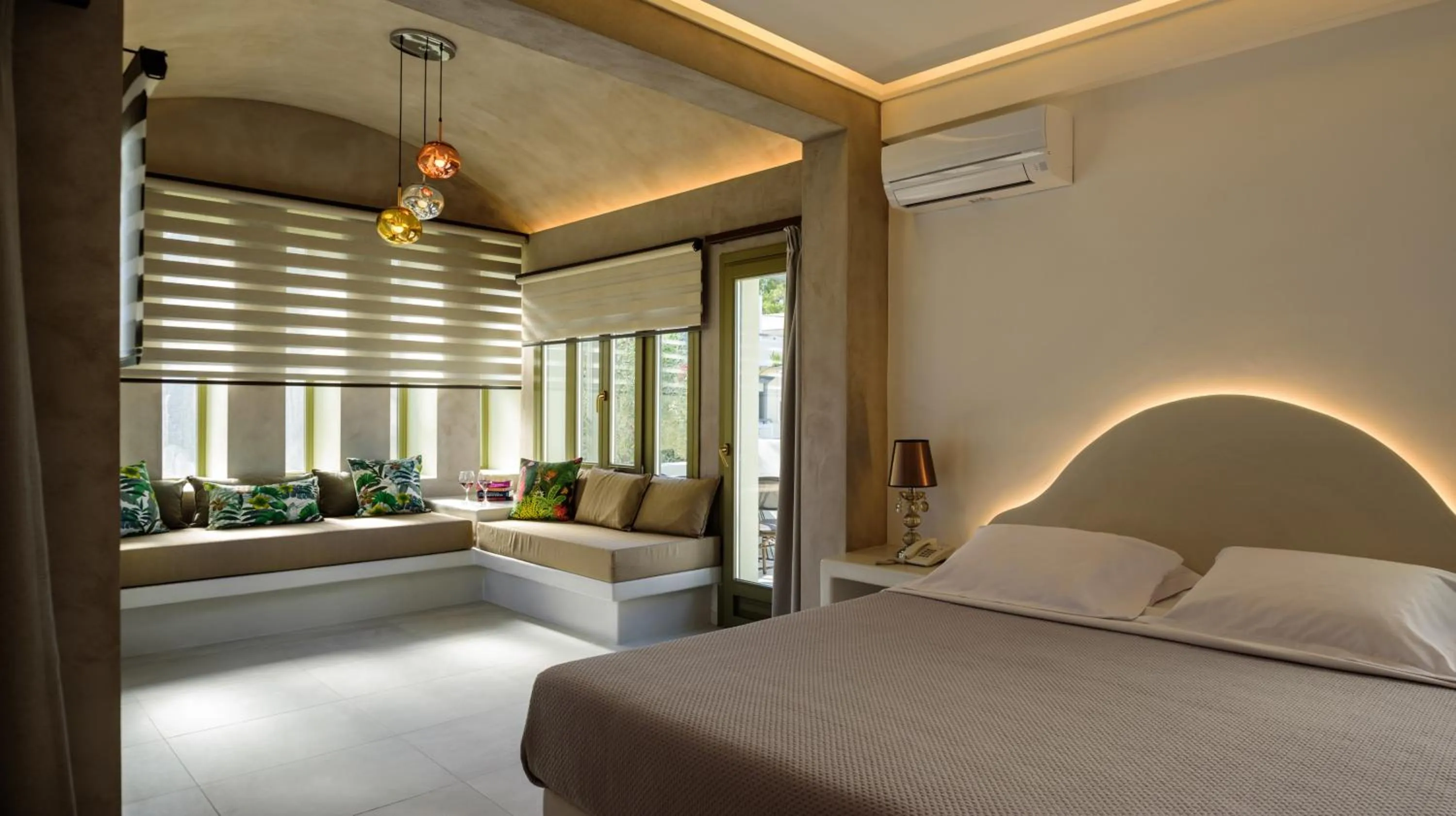 Photo of the whole room, Bed in Zephyros Hotel