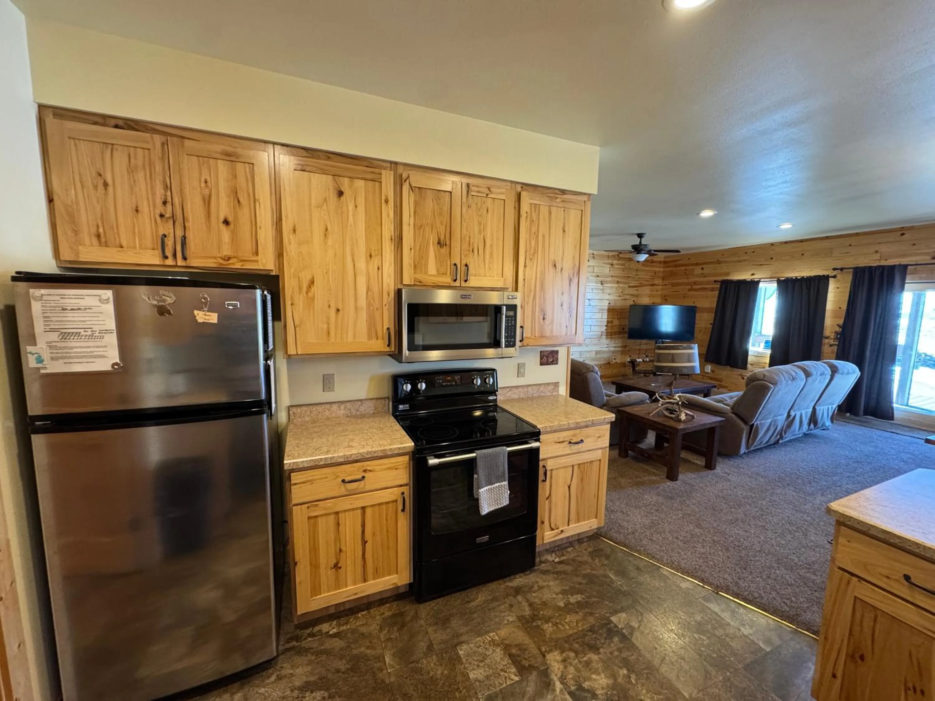 Sportsman Lodge Melrose MT