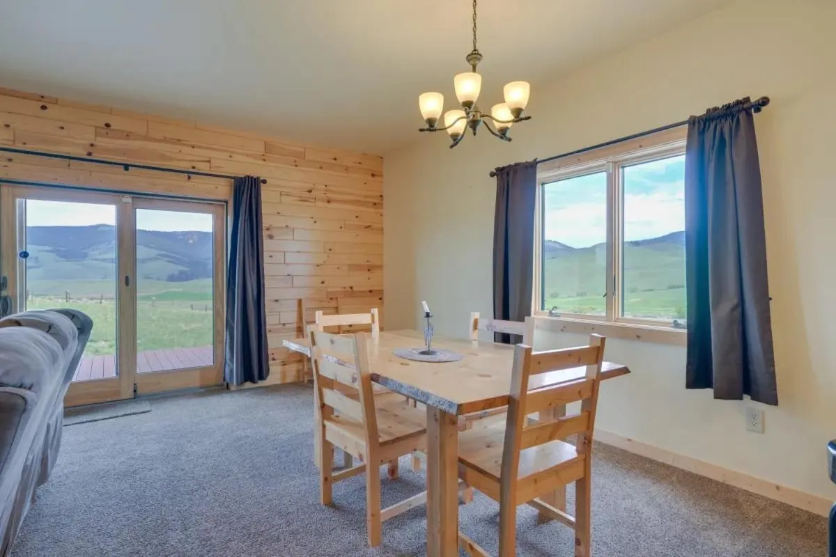 Sportsman Lodge Melrose MT