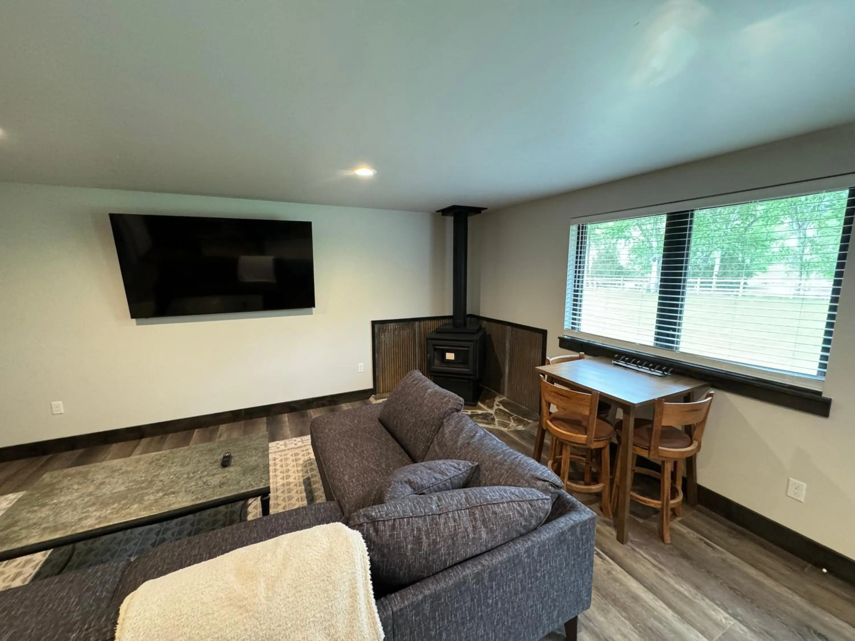 Sportsman Lodge Melrose MT