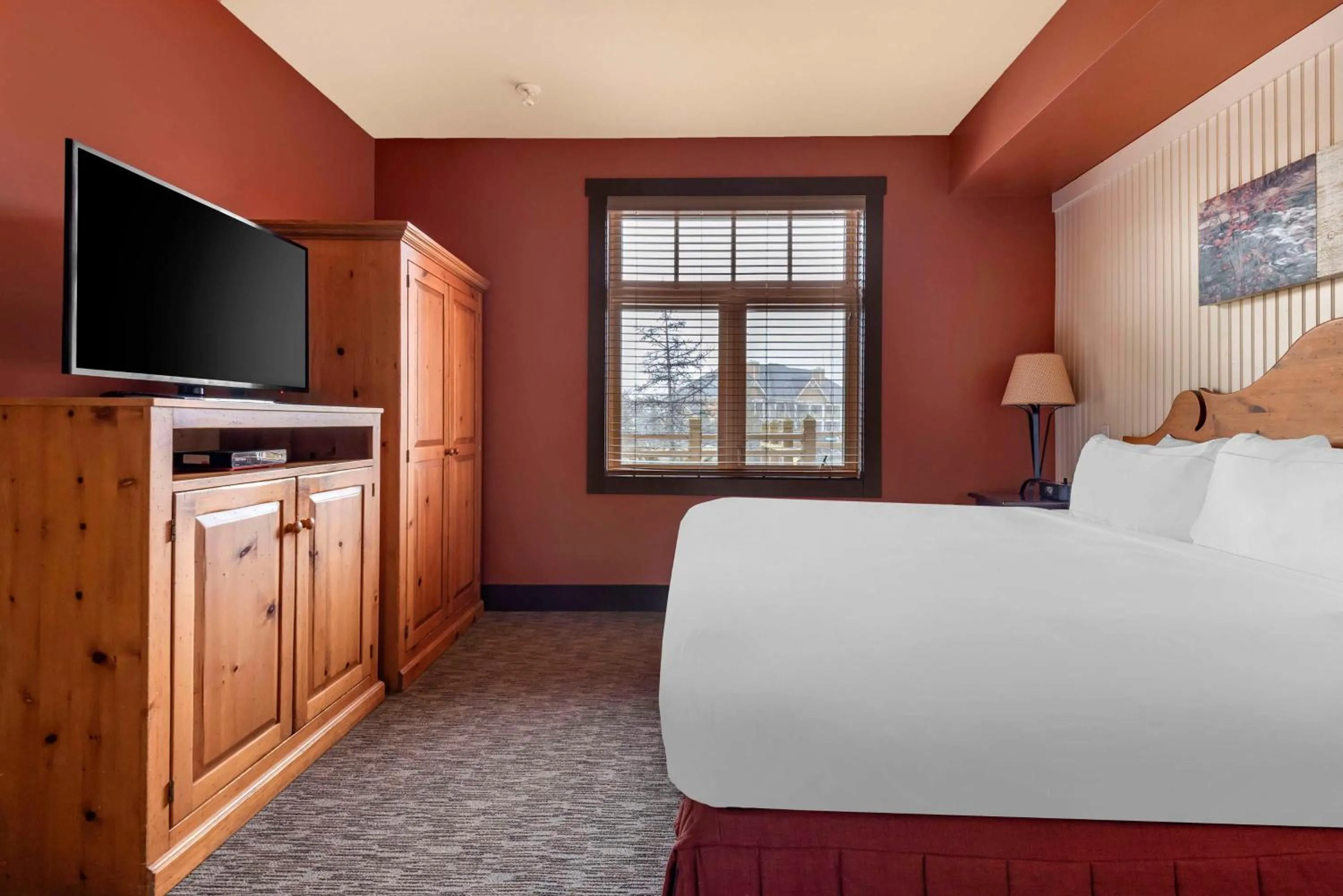 Bed in Hilton Grand Vacations Club Blue Mountain Canada