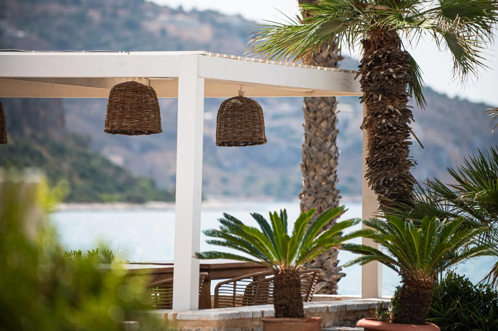 Restaurant/places to eat in Itilo Traditional Hotel