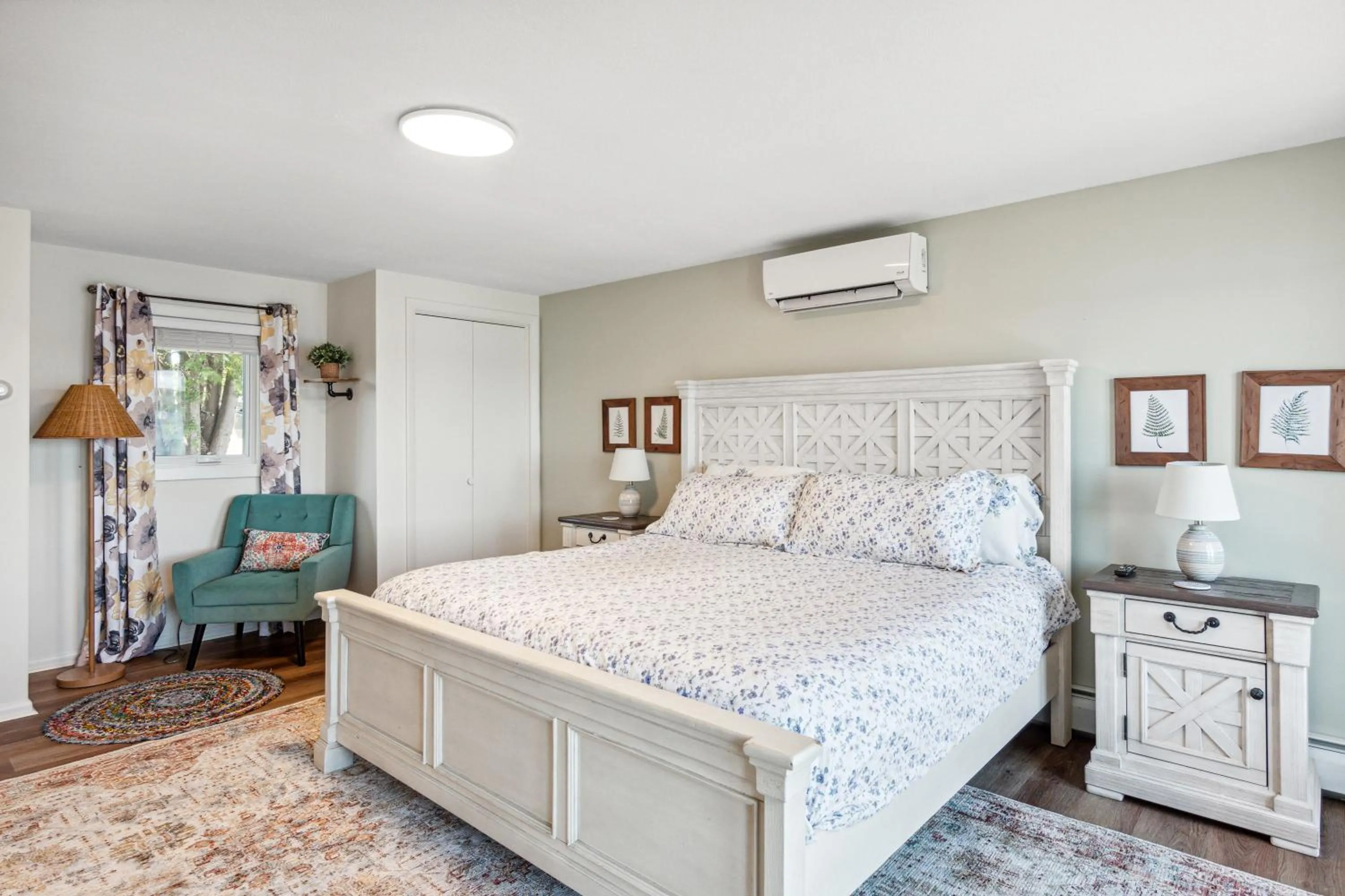 Bed in Lakeshore Vermont