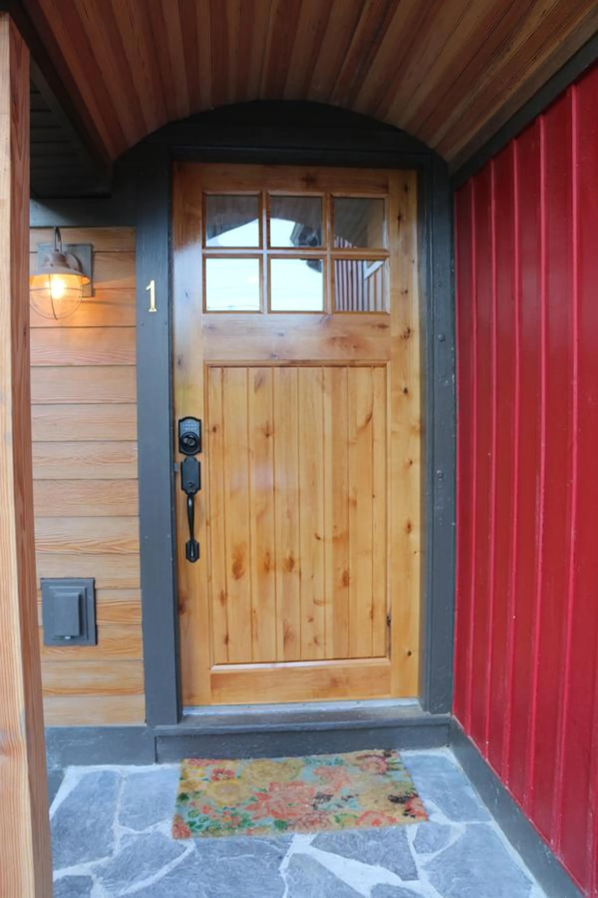 Facade/entrance in Lakeshore Vermont