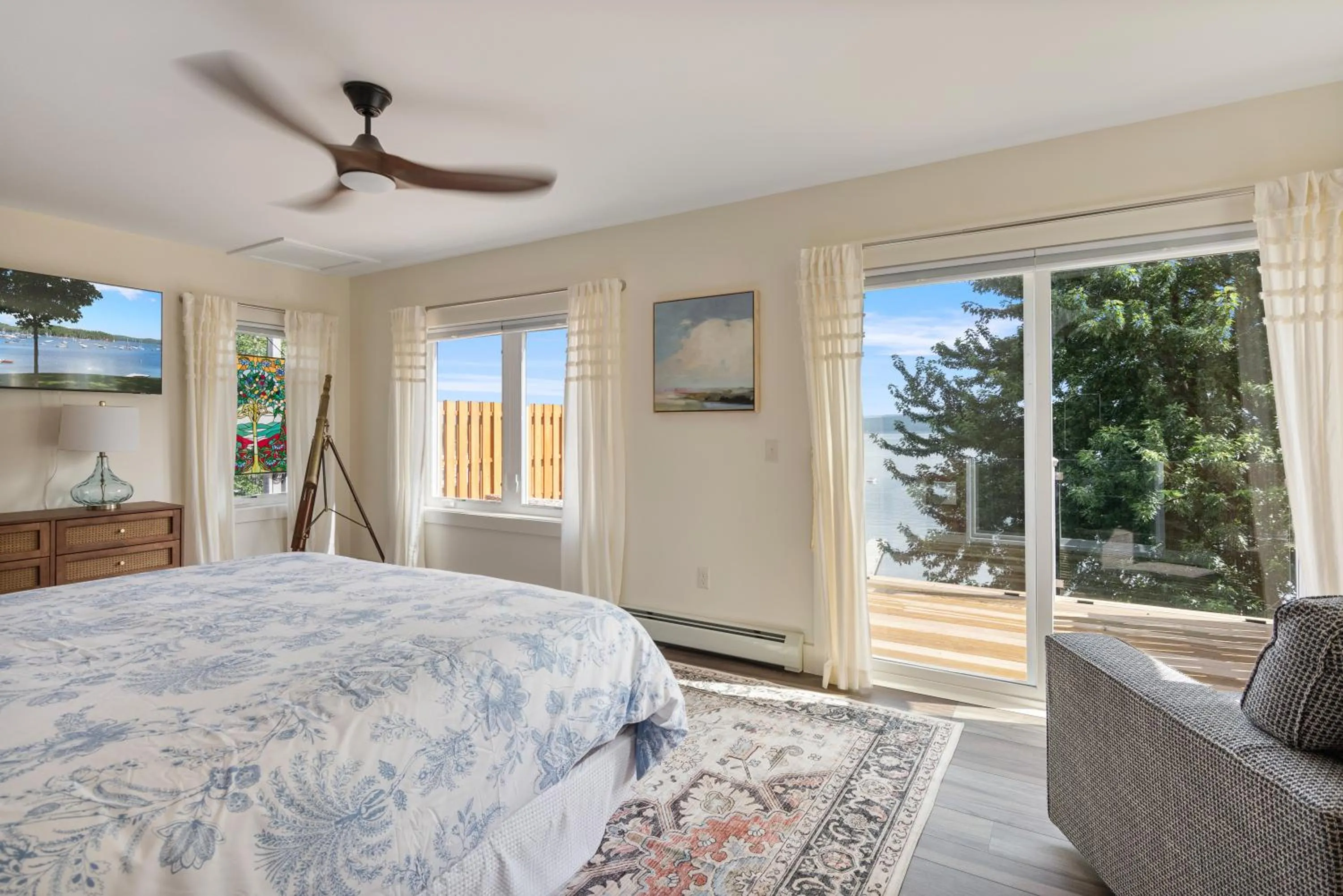 Bed in Lakeshore Vermont