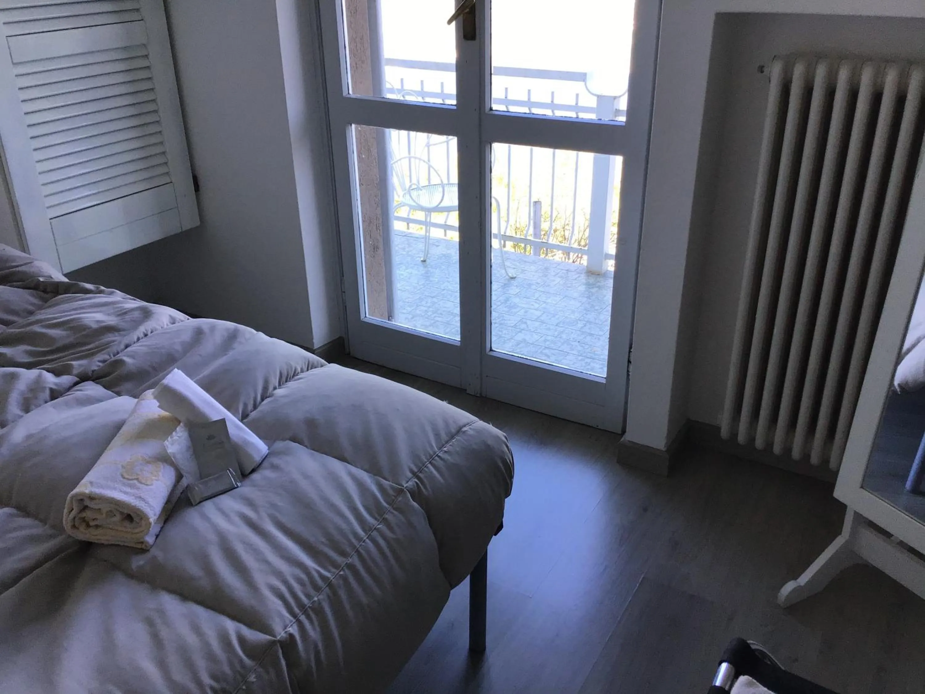 Bedroom, Bed in Hotel Mirabeau