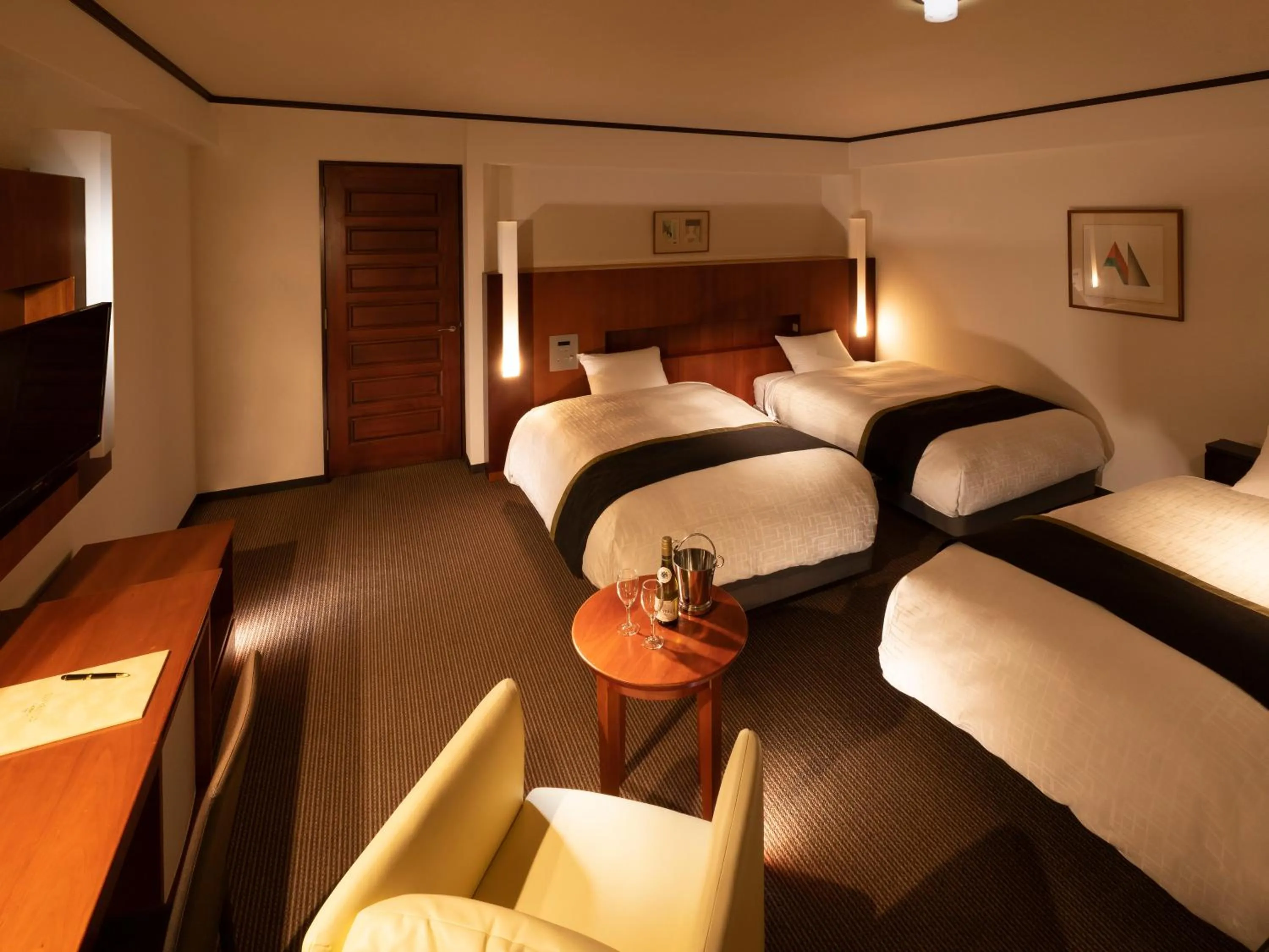 Photo of the whole room, Bed in Princess Garden Hotel