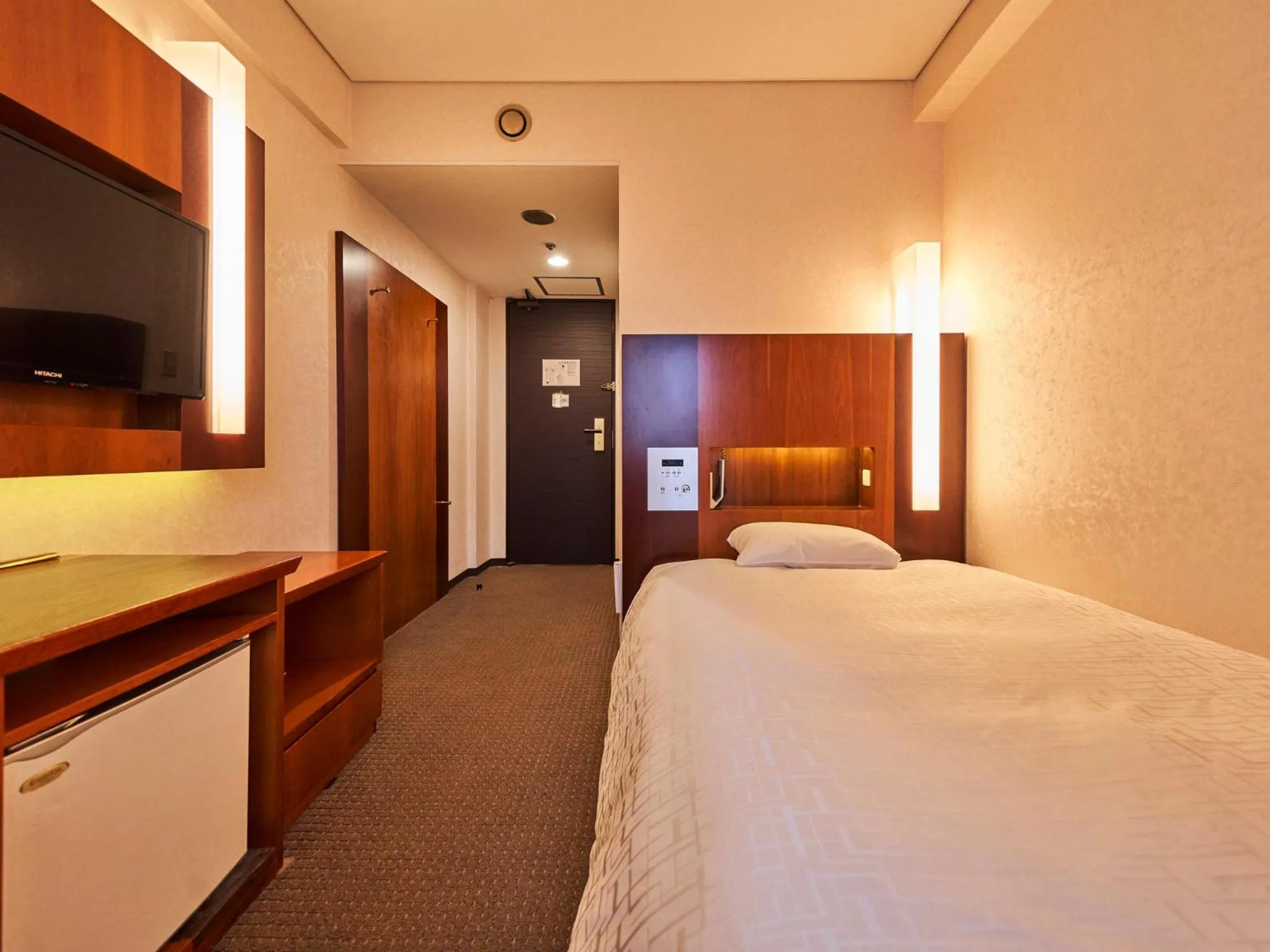 Bed in Princess Garden Hotel