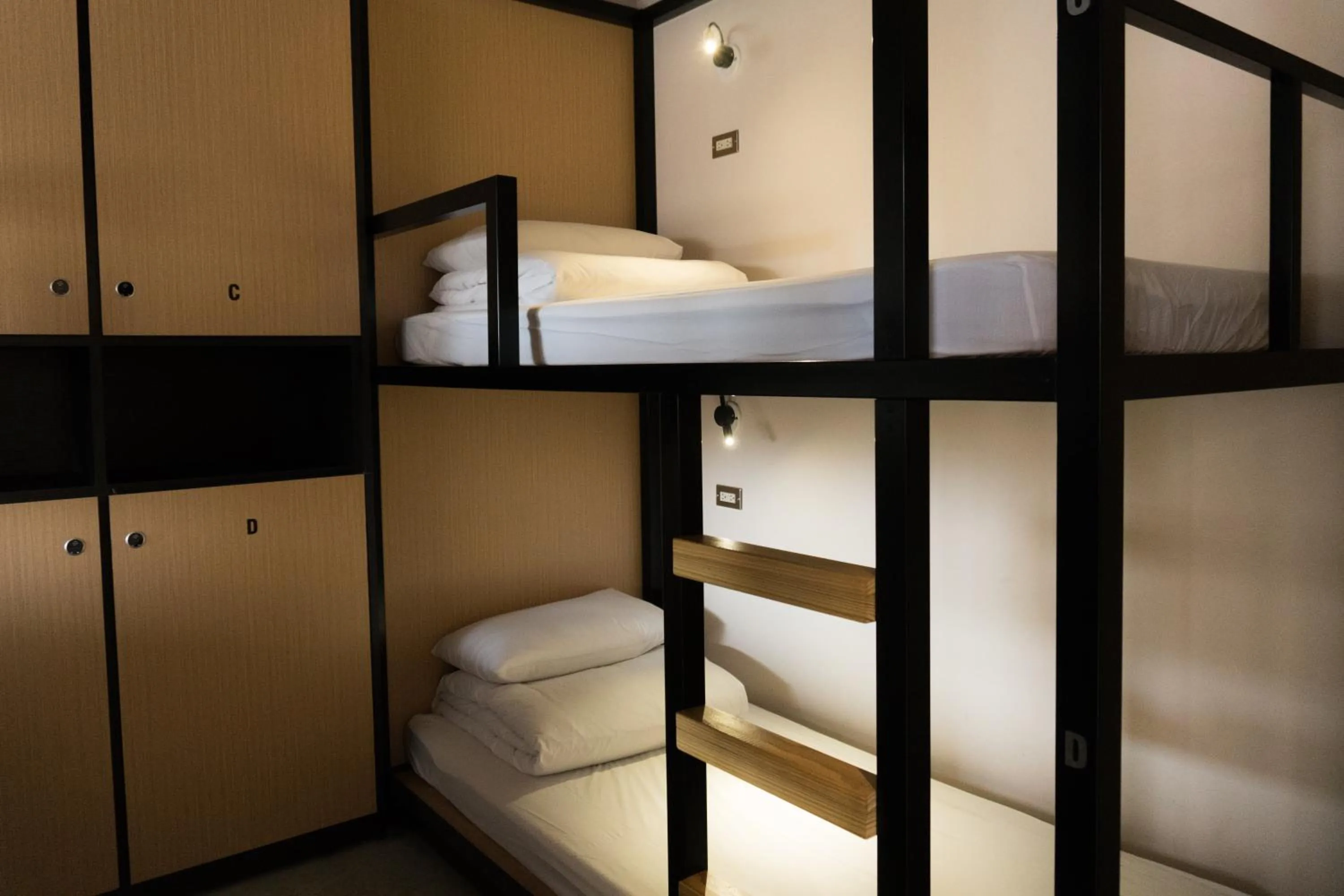 bunk bed, Bed in DONGMEN 3 Hostel