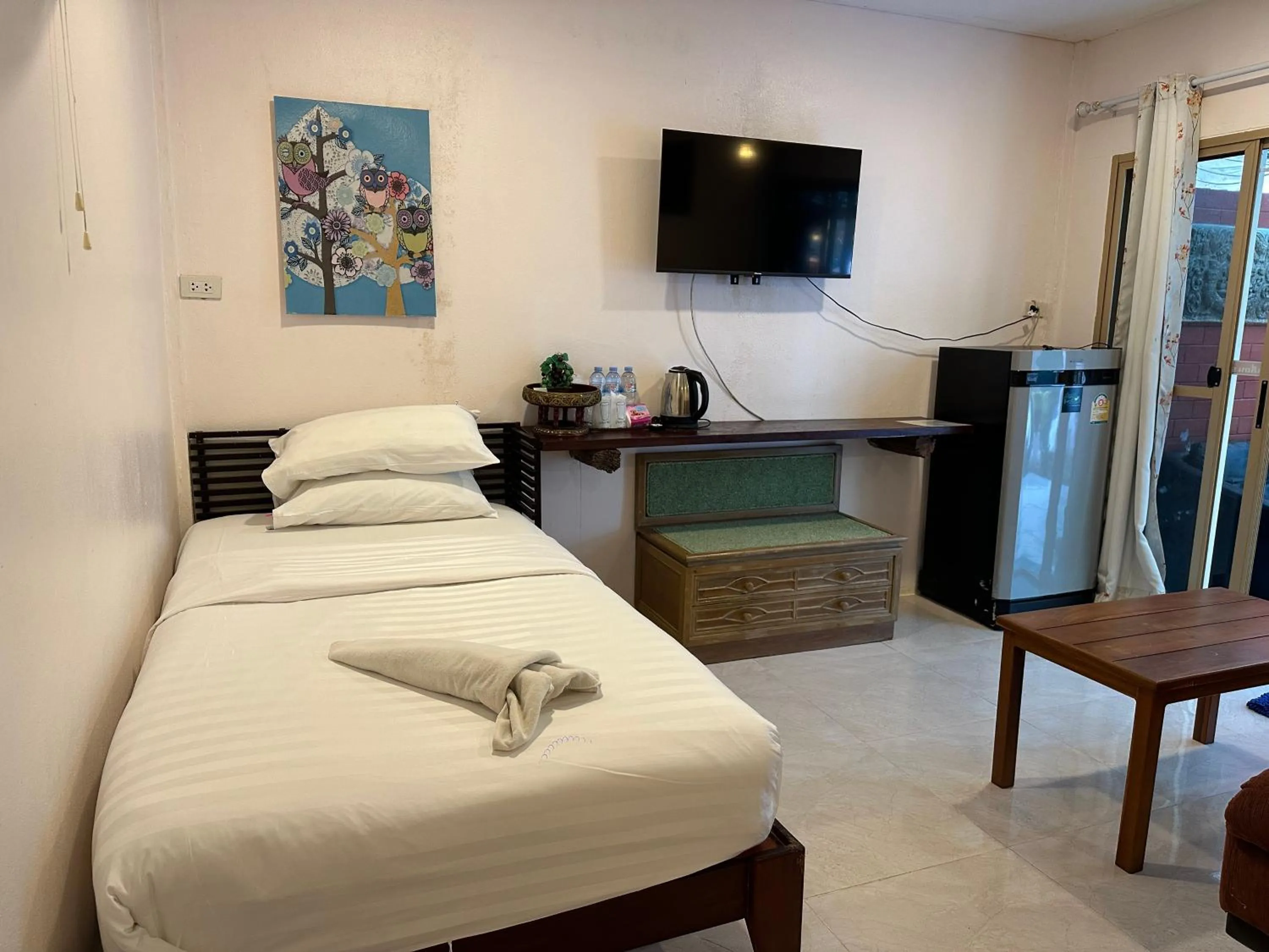 Photo of the whole room, Bed in Sea-Sun Bungalow & Resort