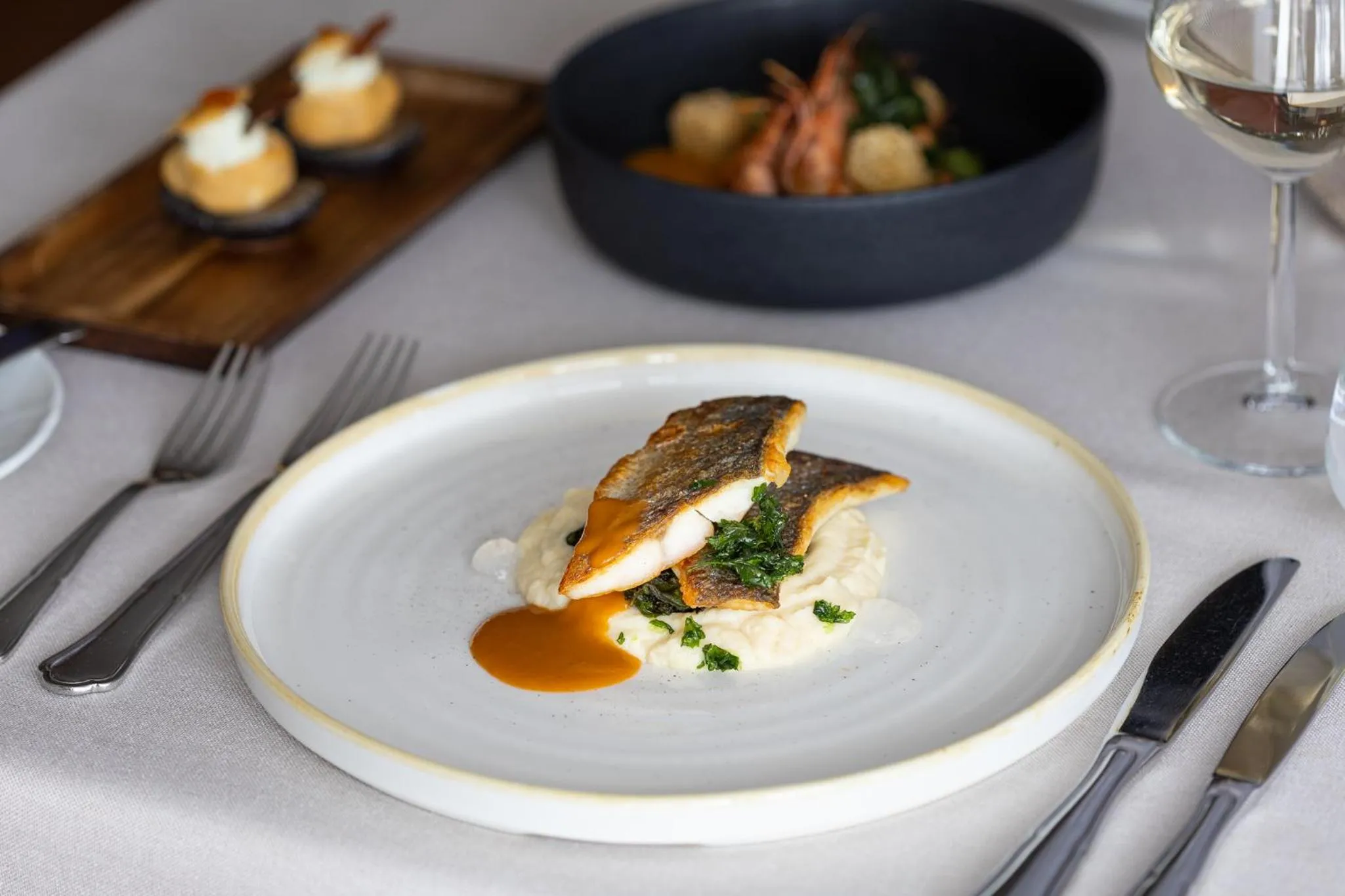 Restaurant/places to eat in Hotel Du Lac Congress Center & Spa