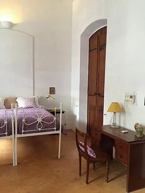 Photo of the whole room, Bed in Villa Helena