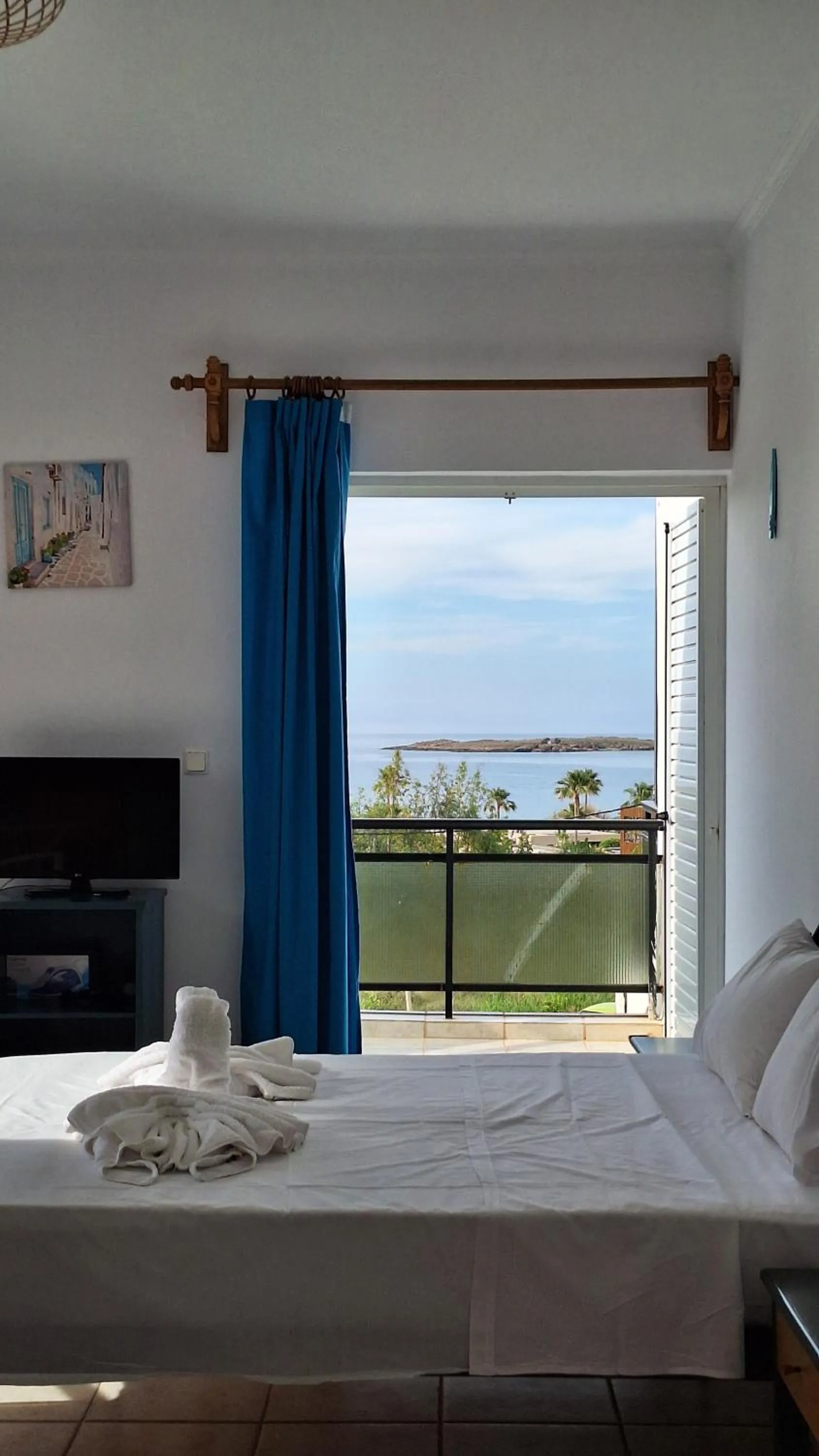 Bed in Kalliopi Studios - Apartments