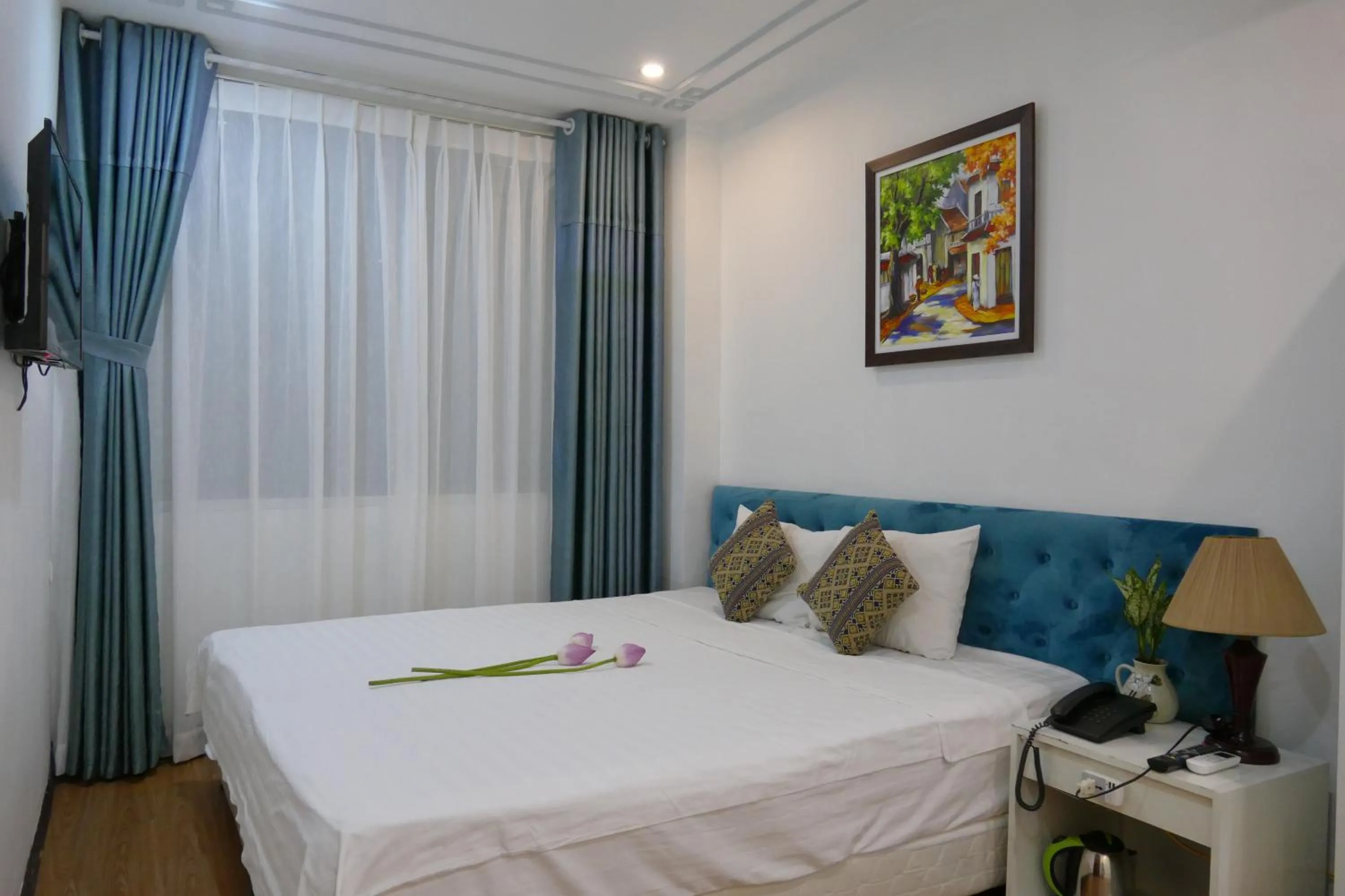 Bedroom, Bed in MH Hanoi Hotel