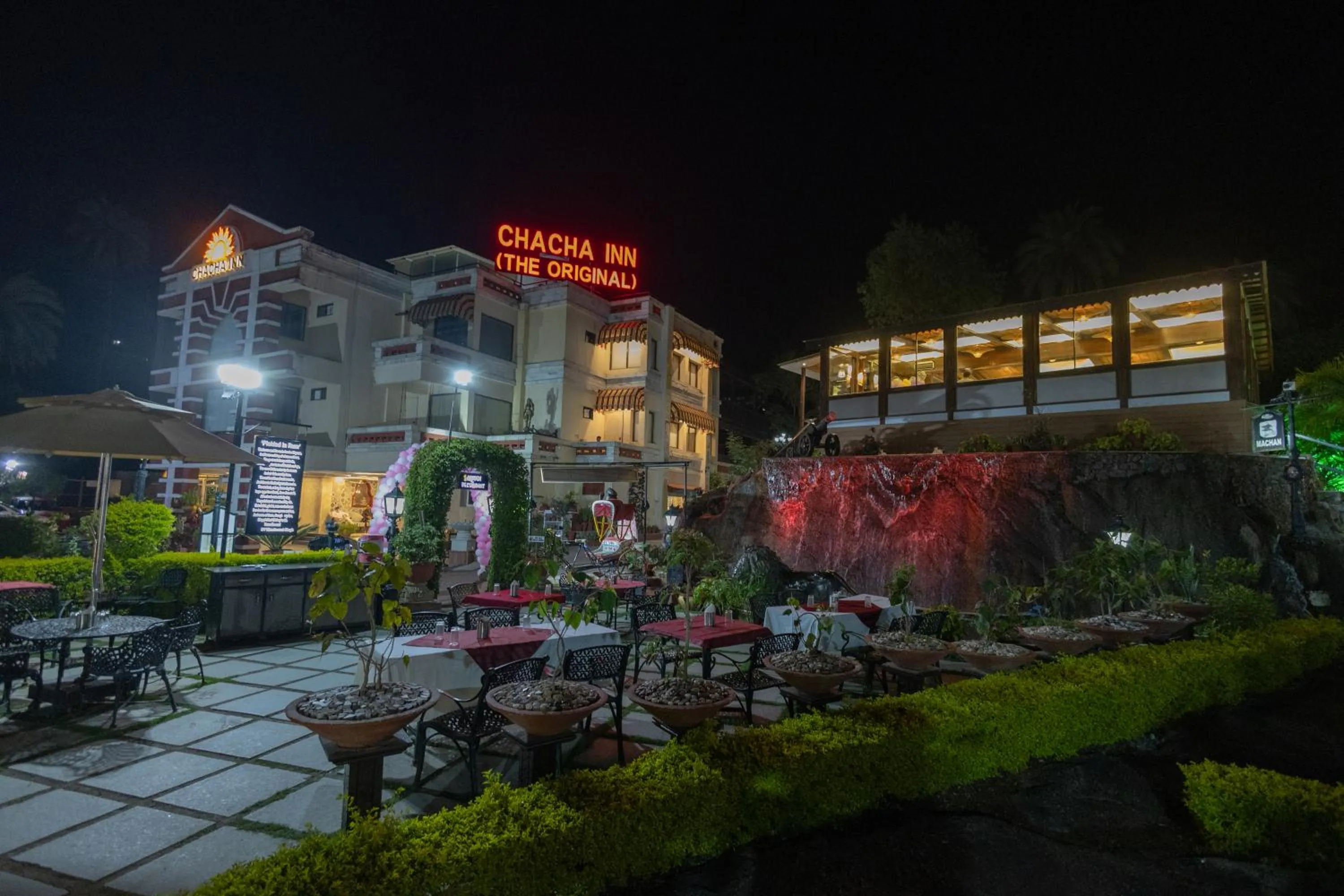 Chacha Inn The Garden Retreat