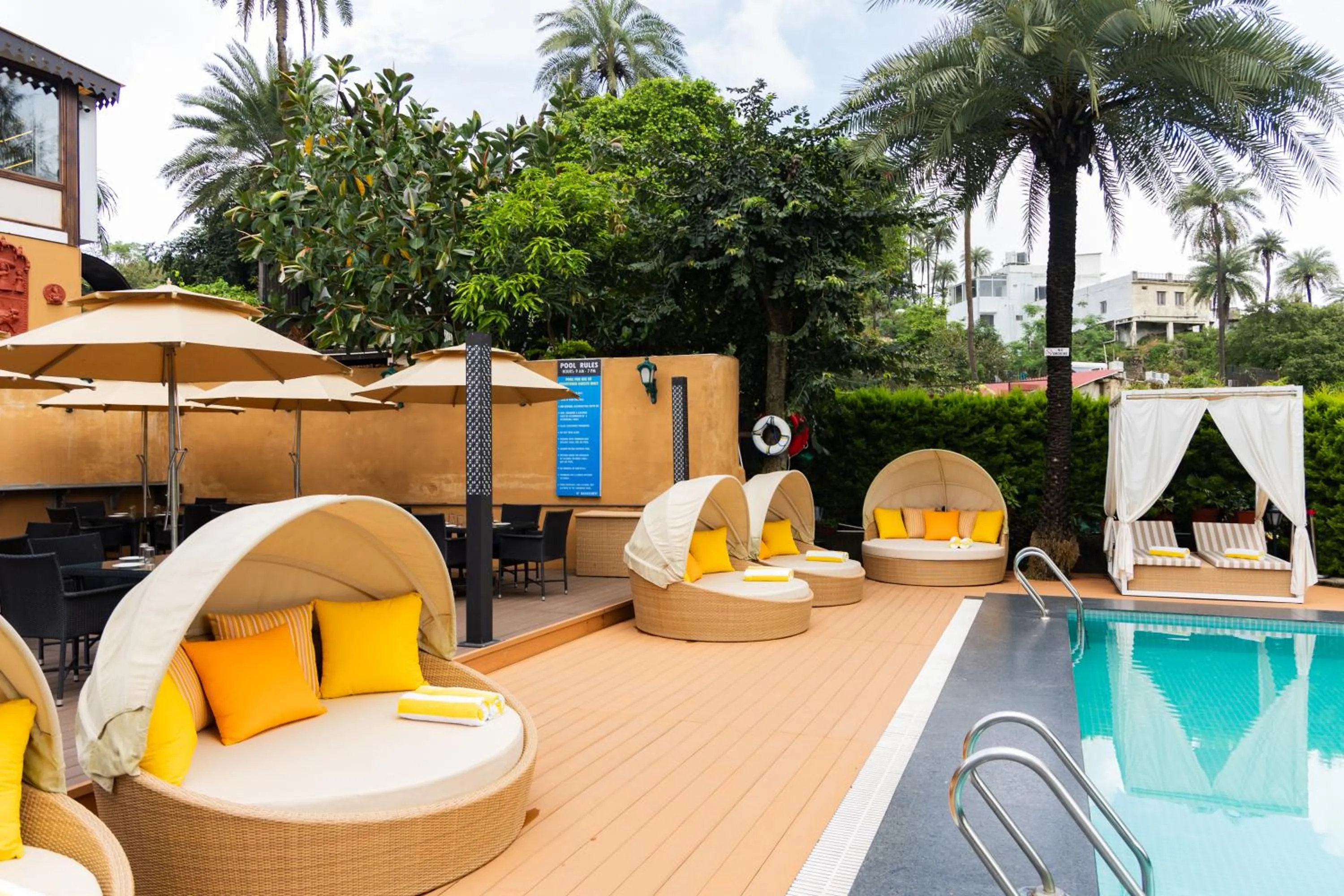 Chacha Inn The Garden Retreat