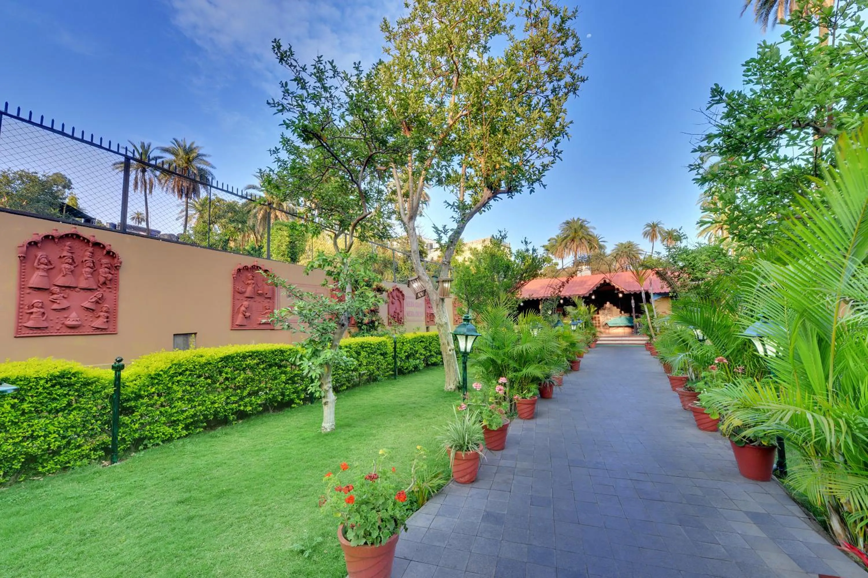 Garden in Chacha Inn The Garden Retreat