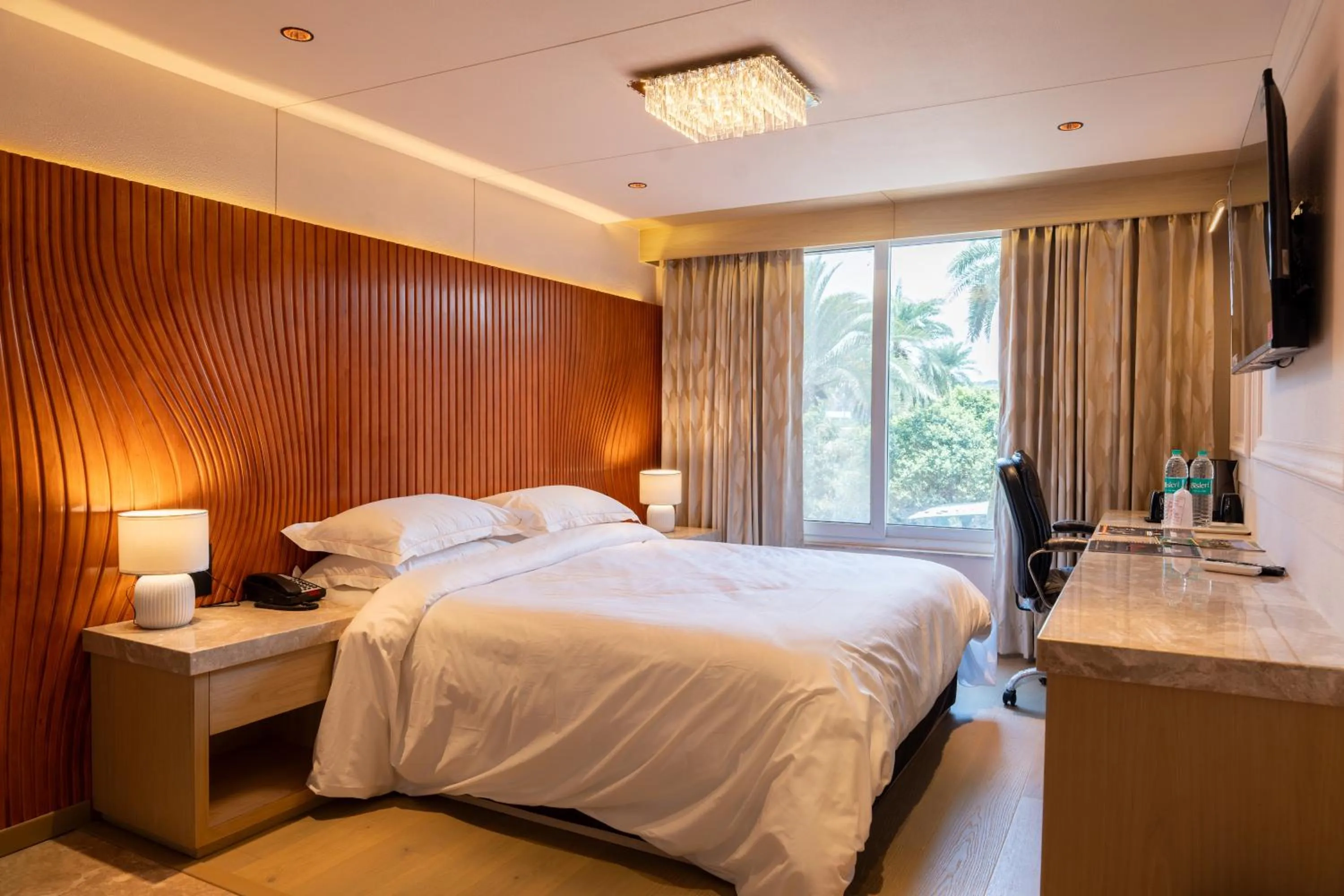 Bedroom, Bed in Chacha Inn The Garden Retreat