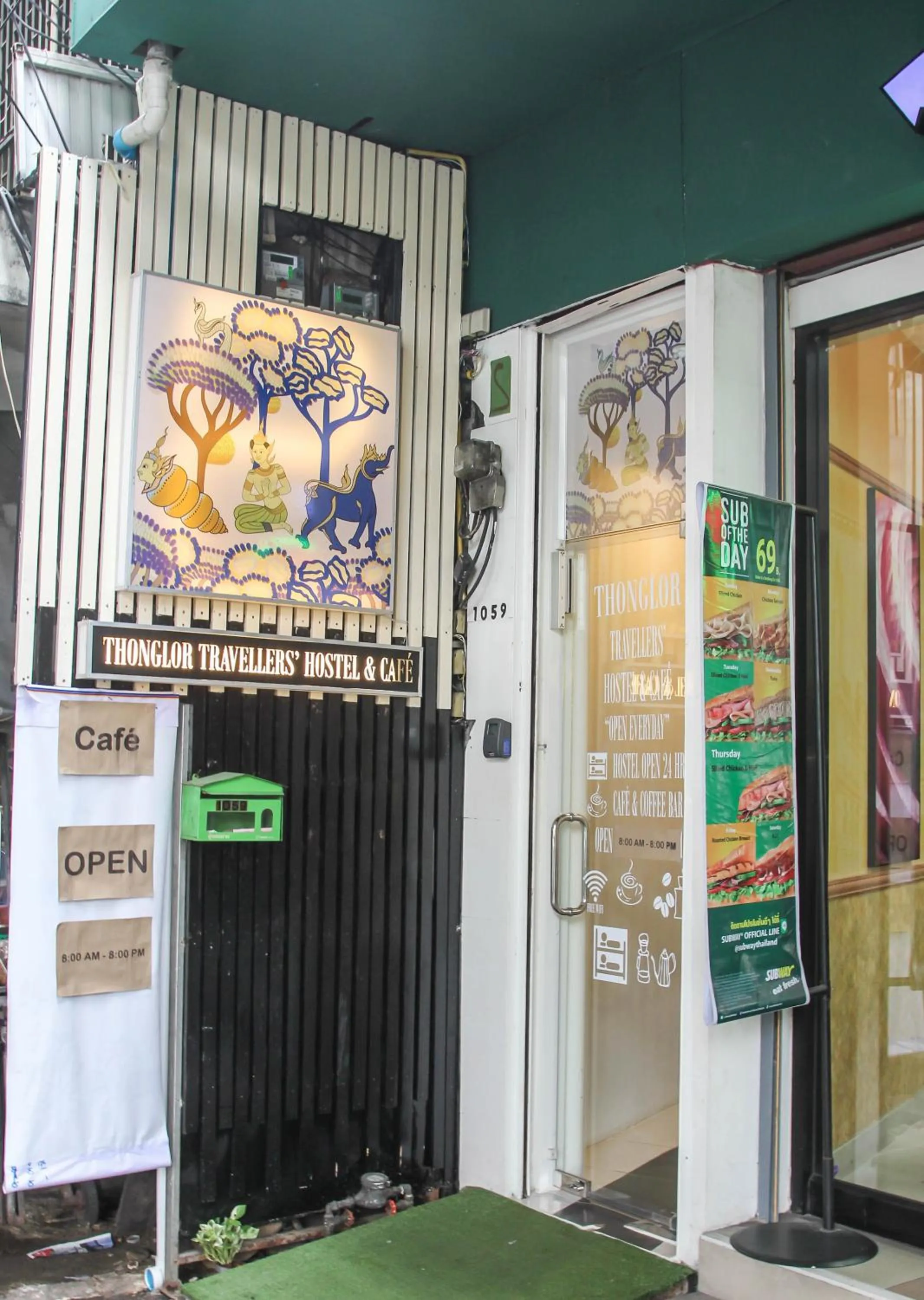 Facade/entrance in ThongLor Travellers Hostel and Cafe