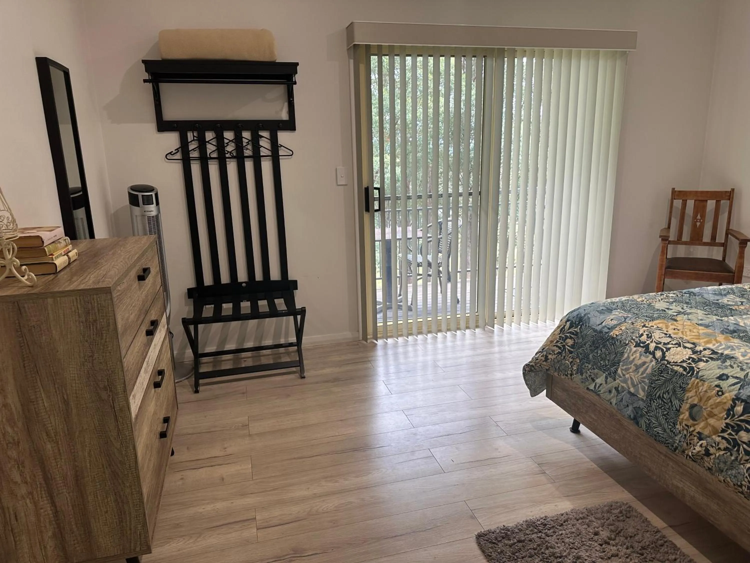Bed in Blueberry Hills On Comleroy Farmstay - Self-Contained Cottages