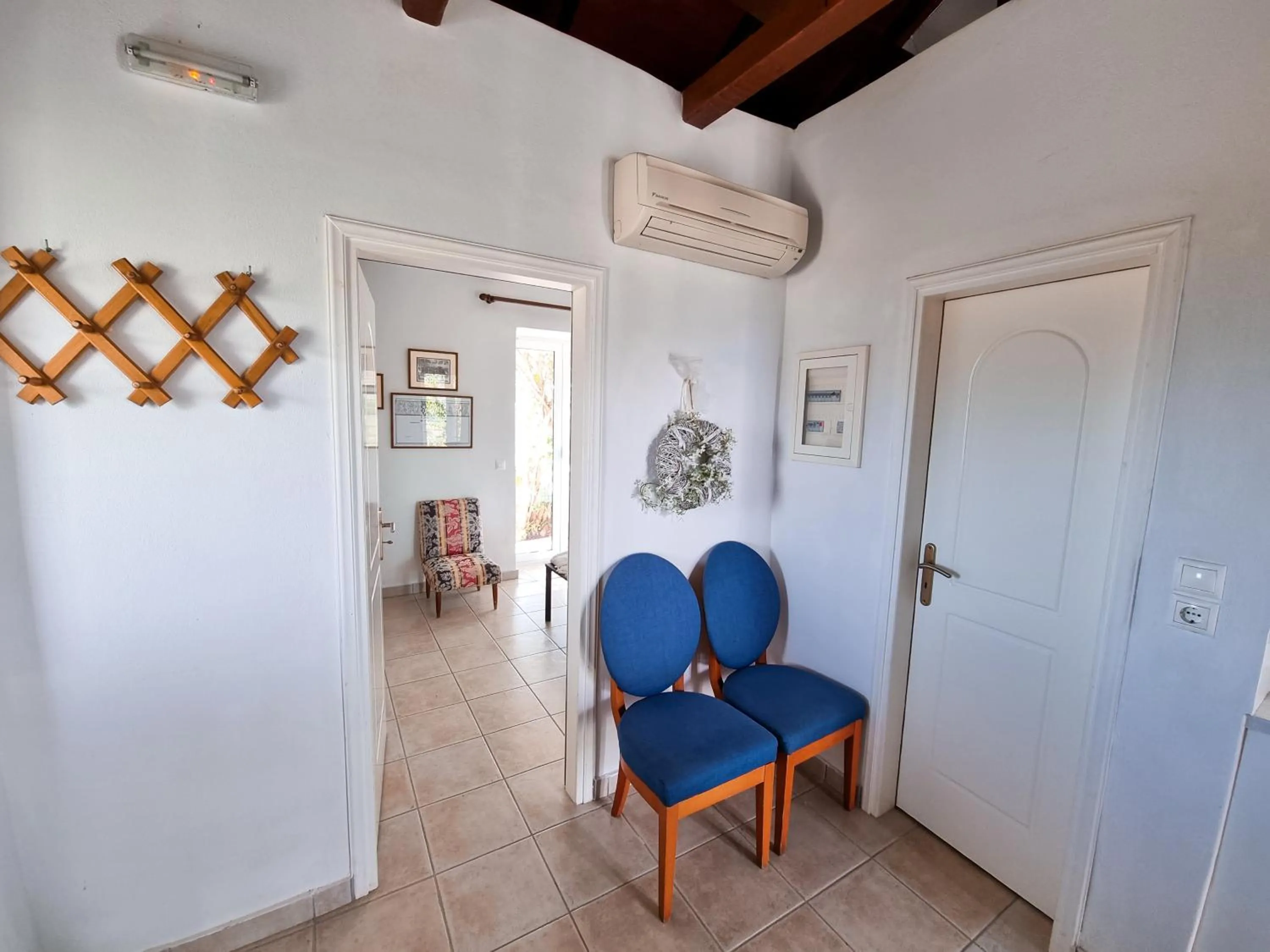 Photo of the whole room in Forestata Village