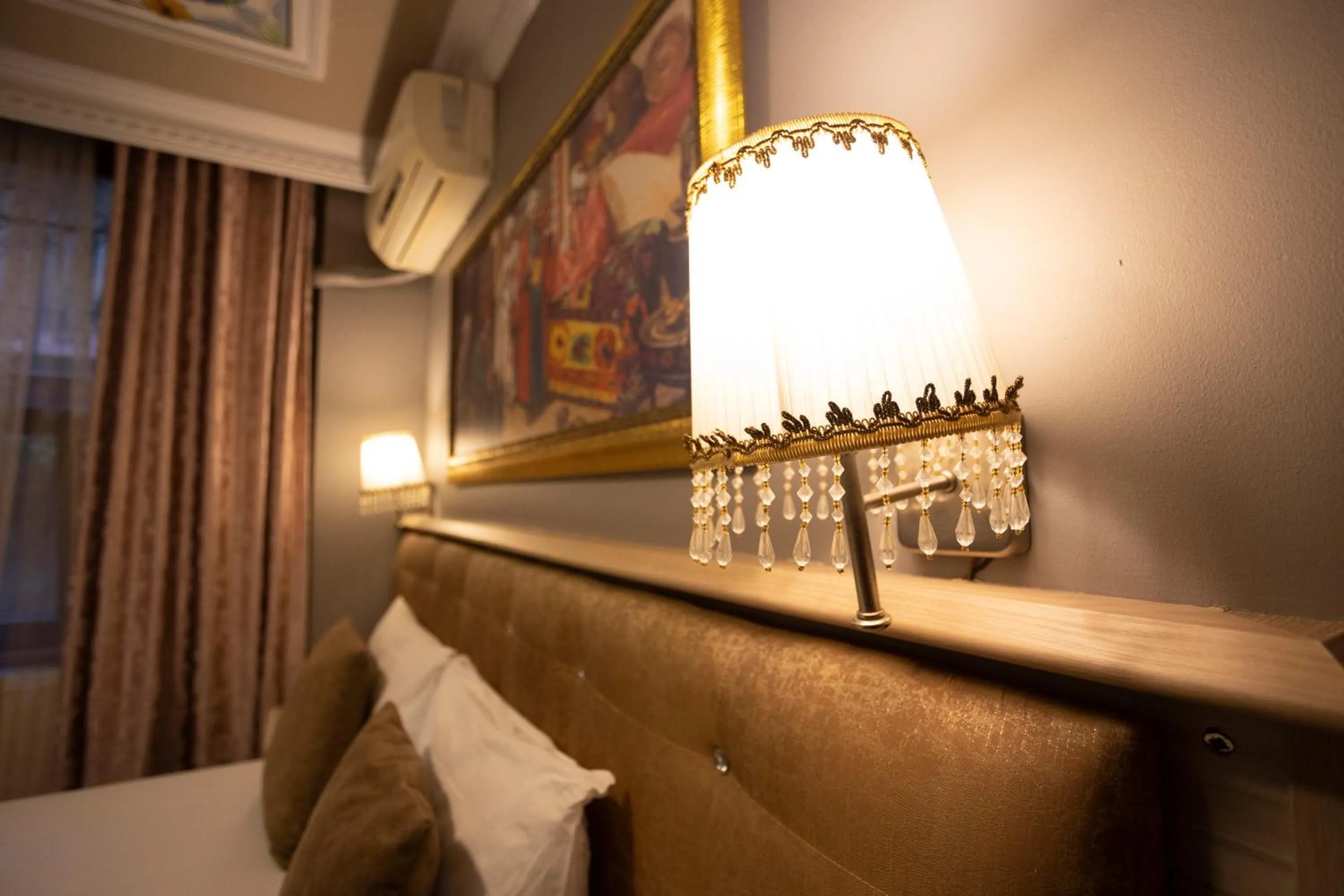 Bedroom in Tashkonak Studio Suites